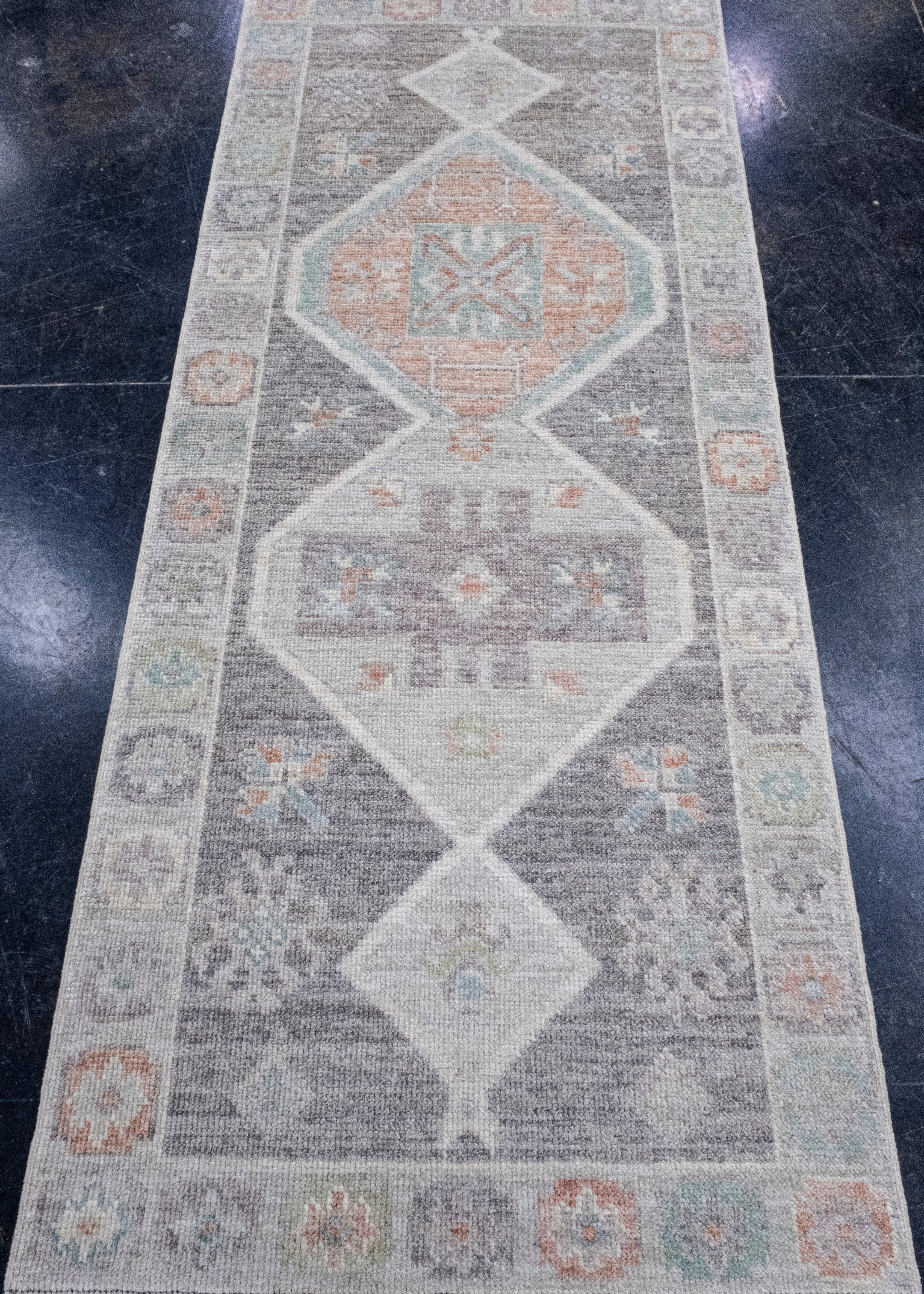Turkish Oushak Rug 2'9