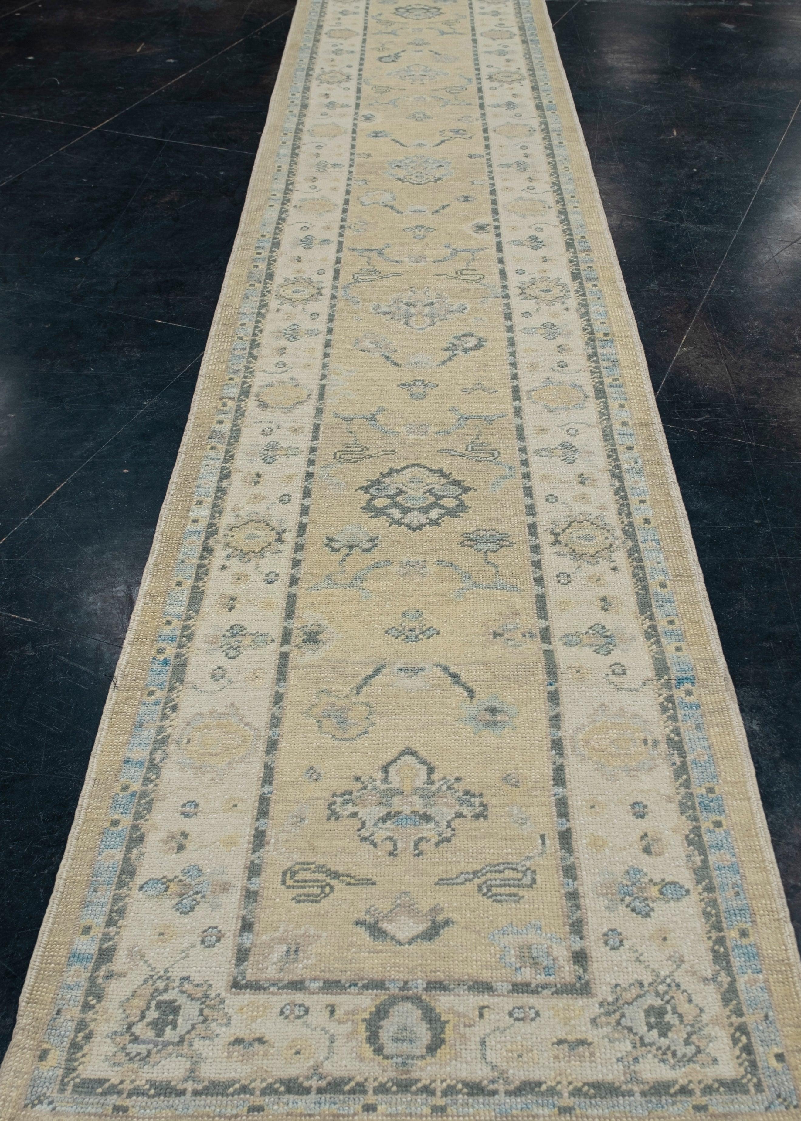 Türkischer Oushak-Teppich 3' x 16'9