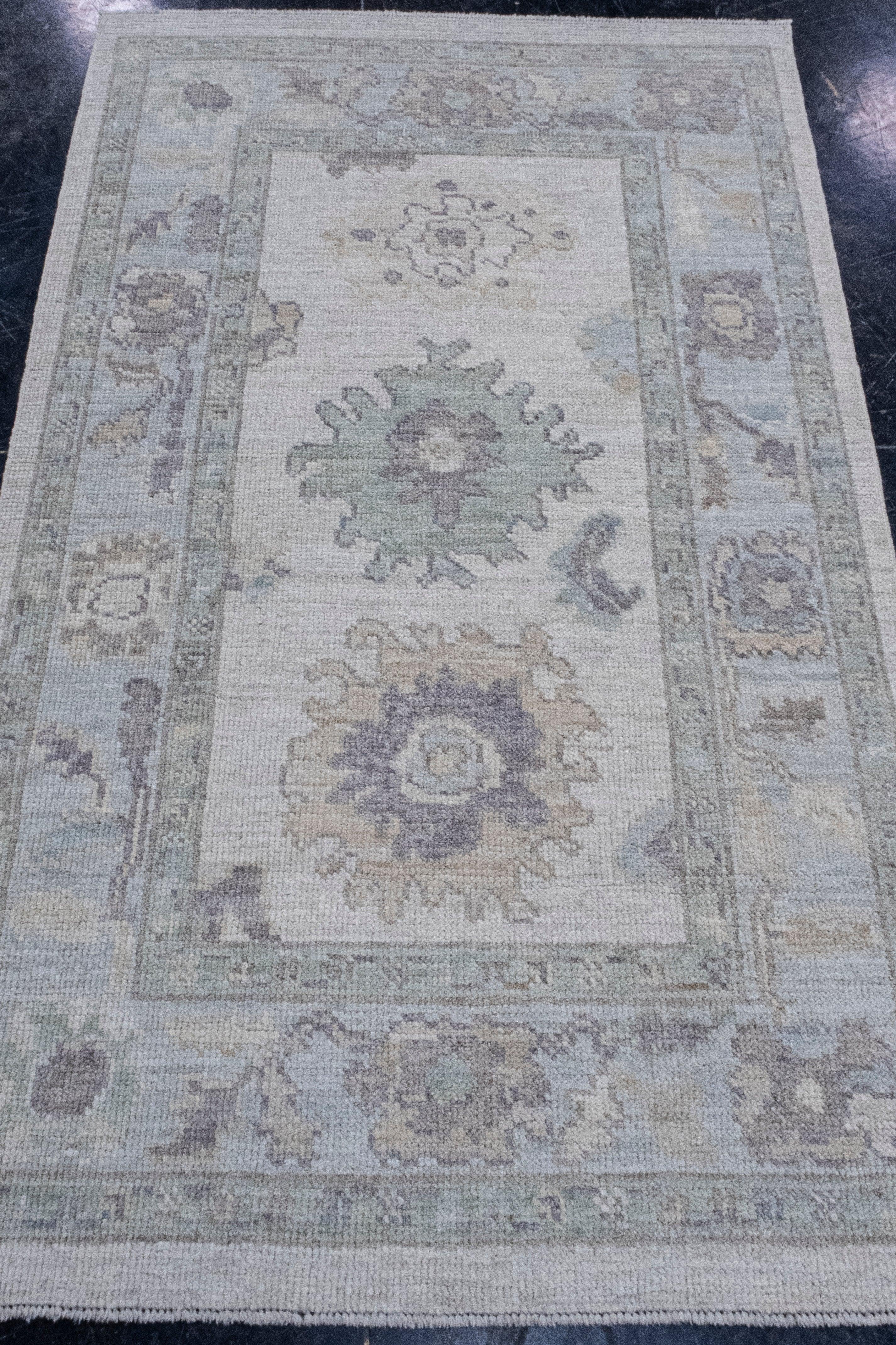 Turkish Oushak Rug 3'1
