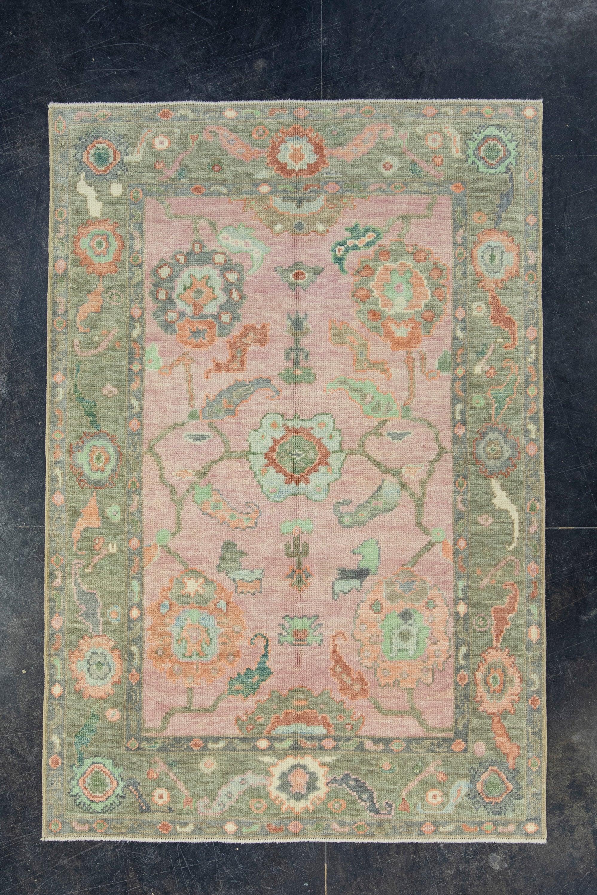 Türkischer Oushak-Teppich 4' x 5'10