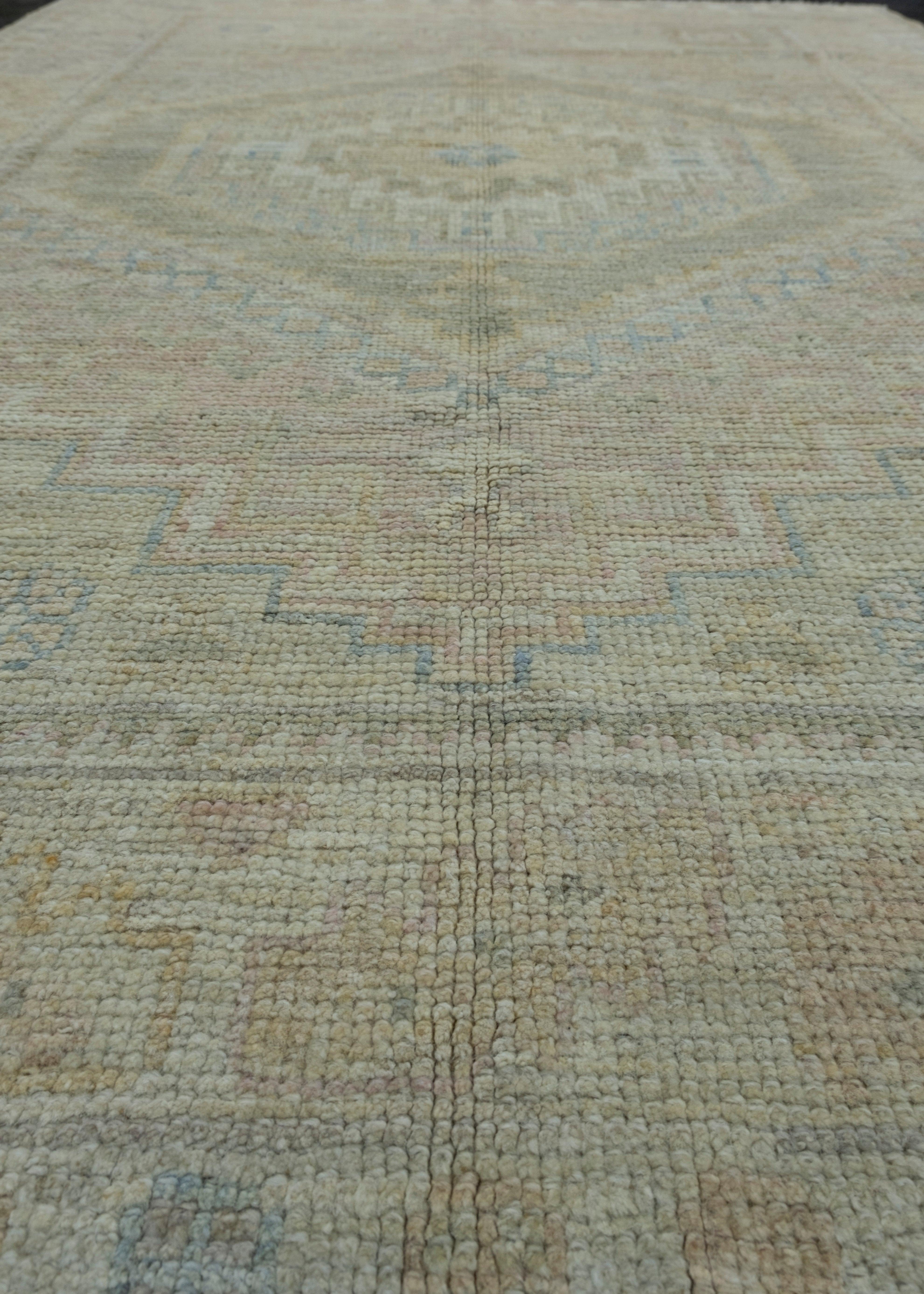 Tappeto Oushak turco 4' x 5'10