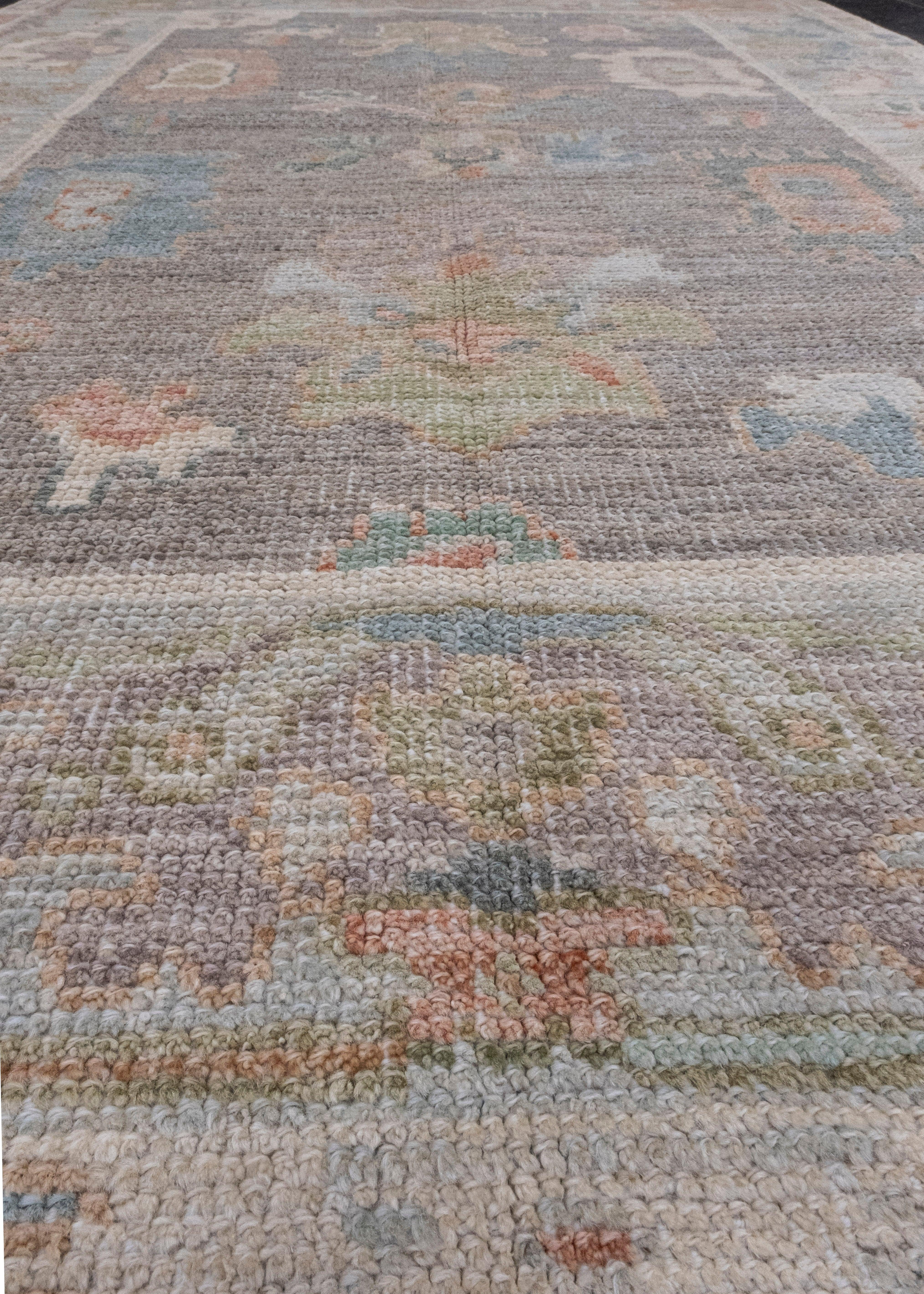 Turkish Oushak Rug 4' x 6' #16006 For Sale 1