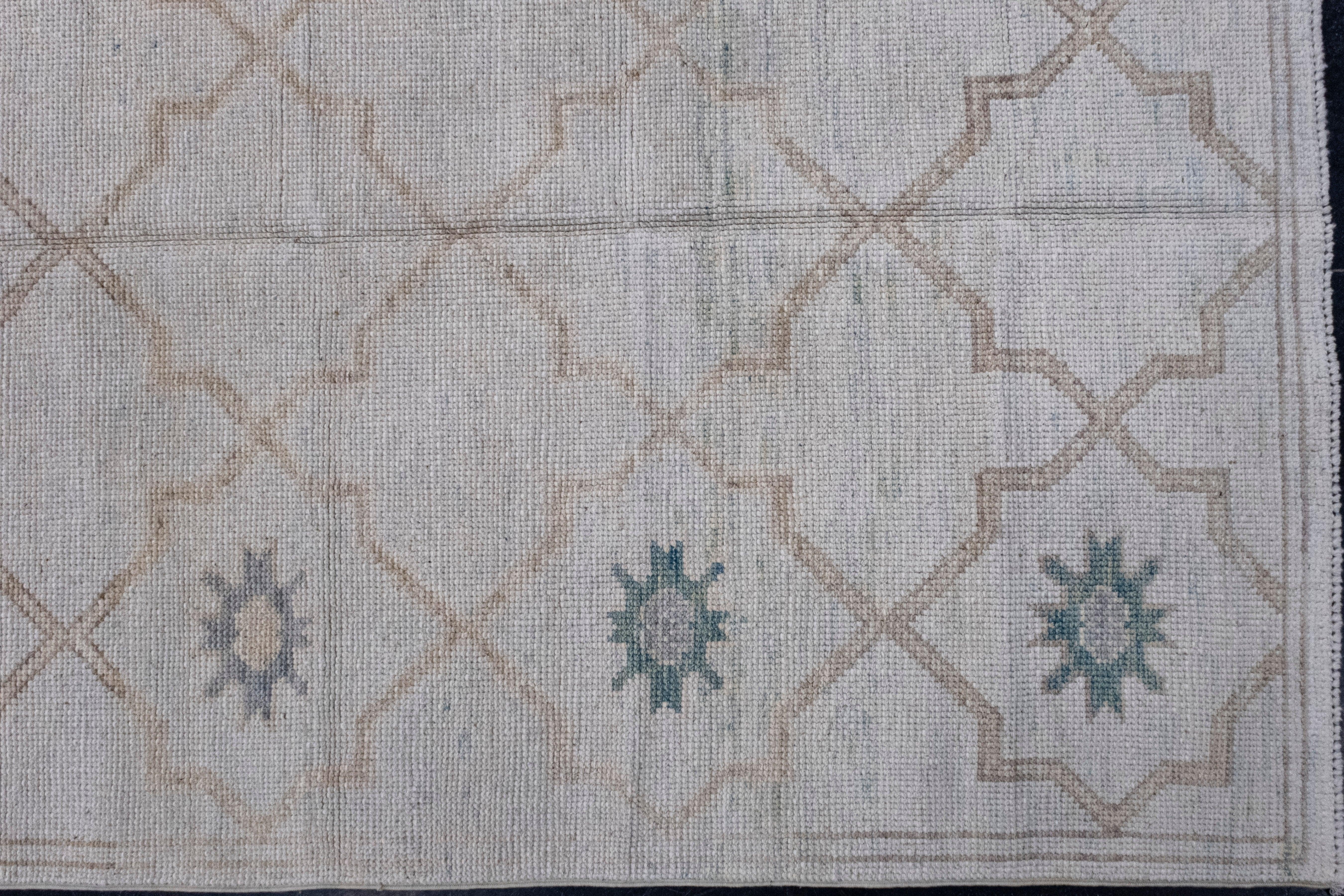 Turkish Oushak Rug 4' x 6'6