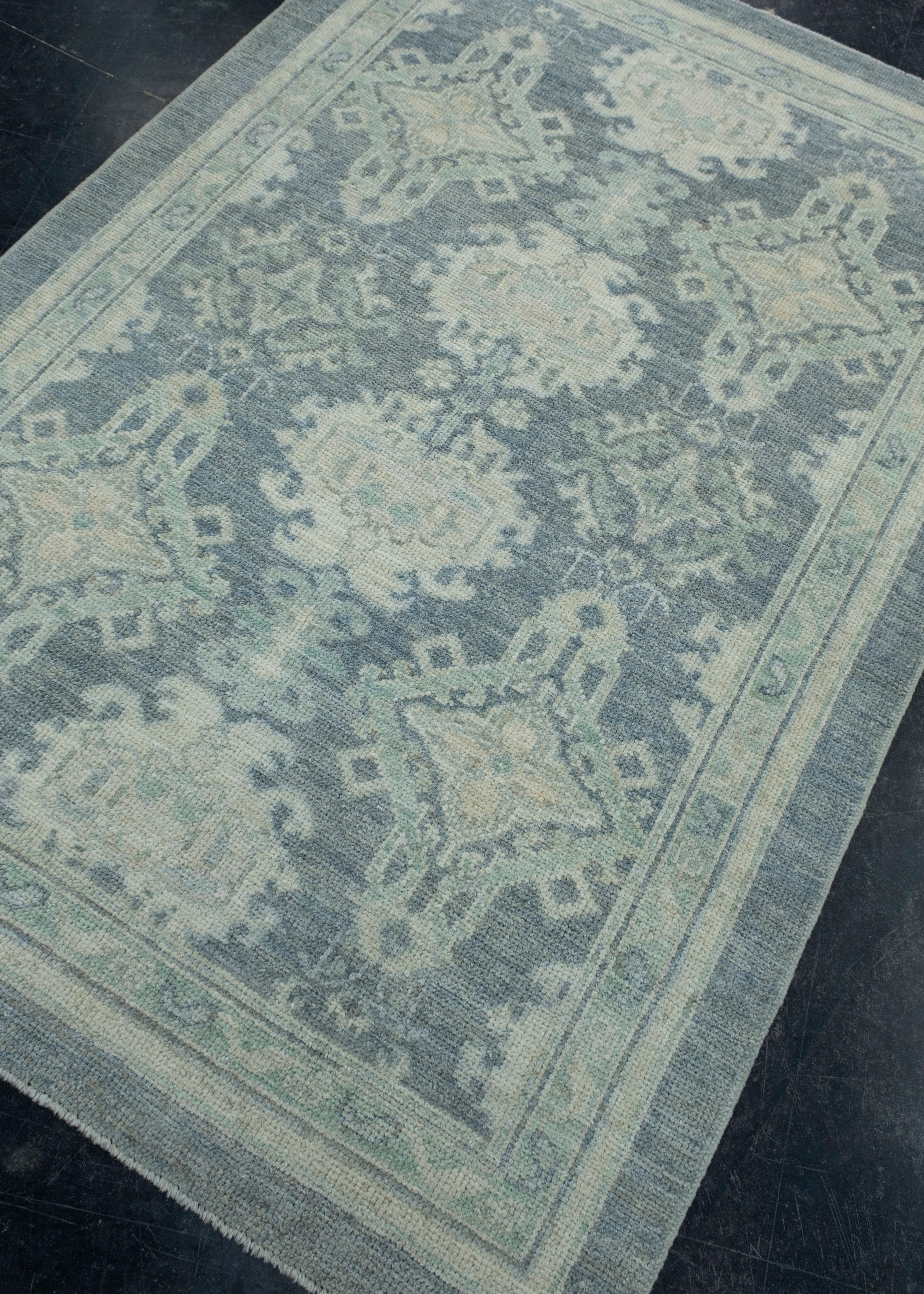 Turkish Oushak Rug 4'1
