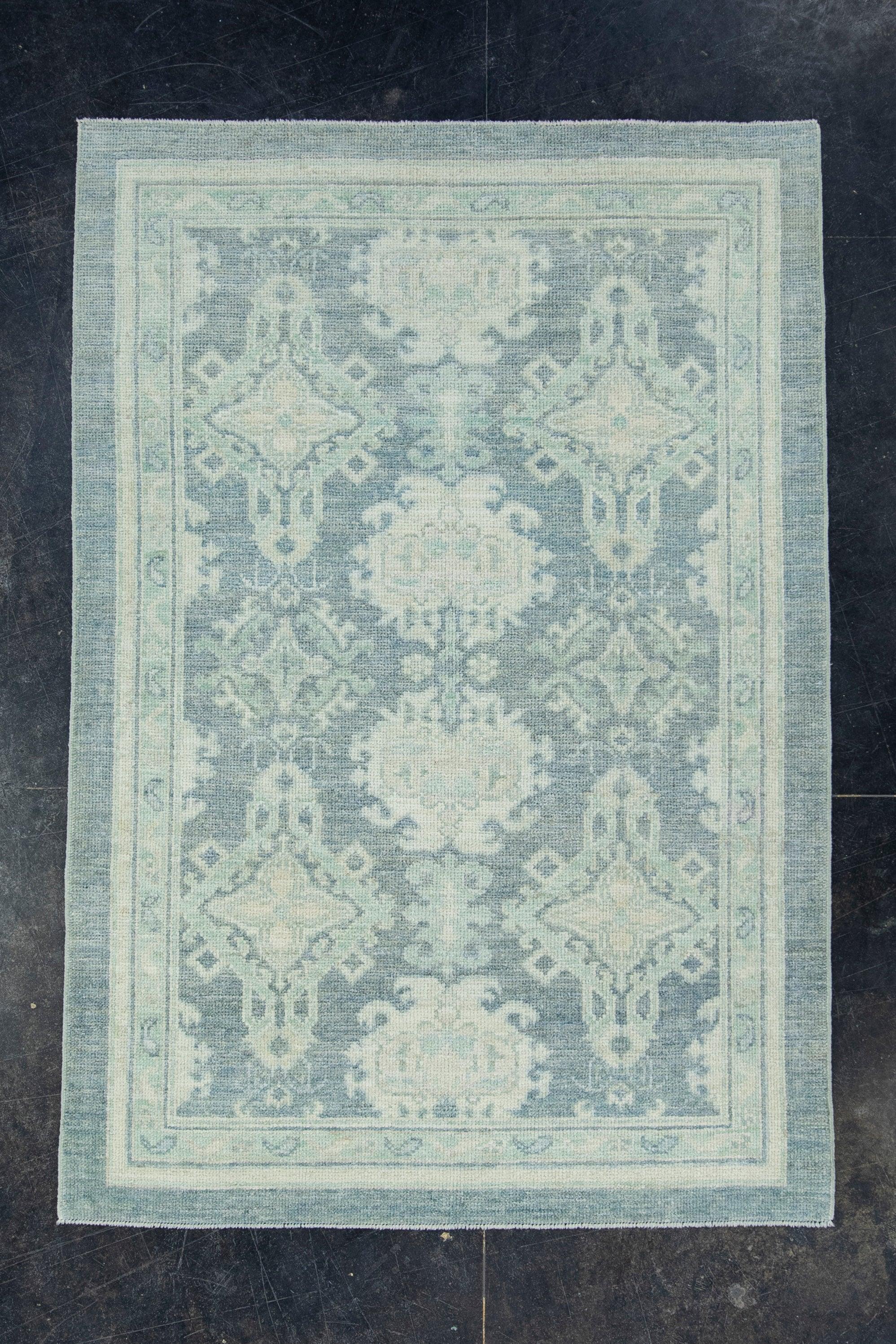 Turkish Oushak Rug 4'1