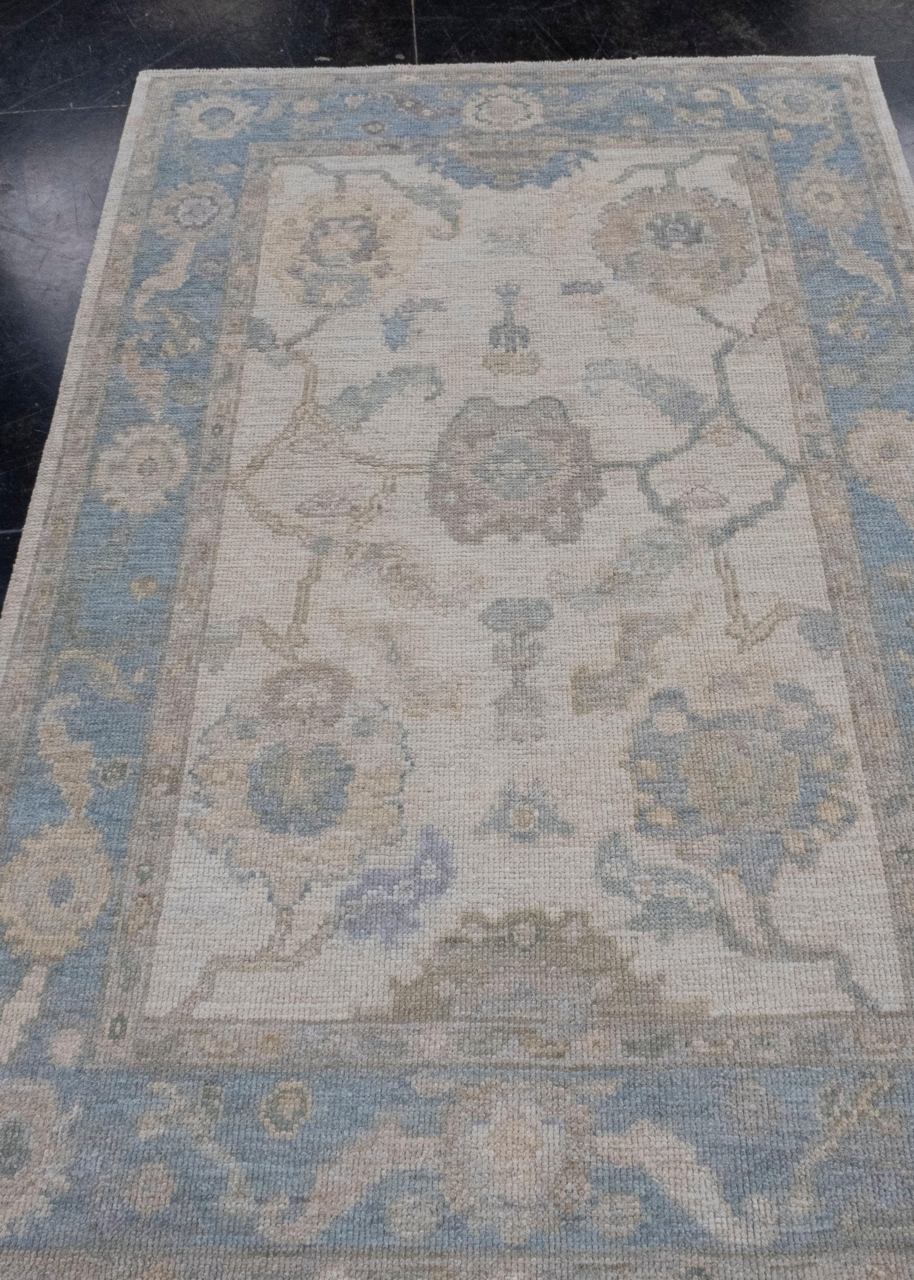 Turkish Oushak Rug 4'1