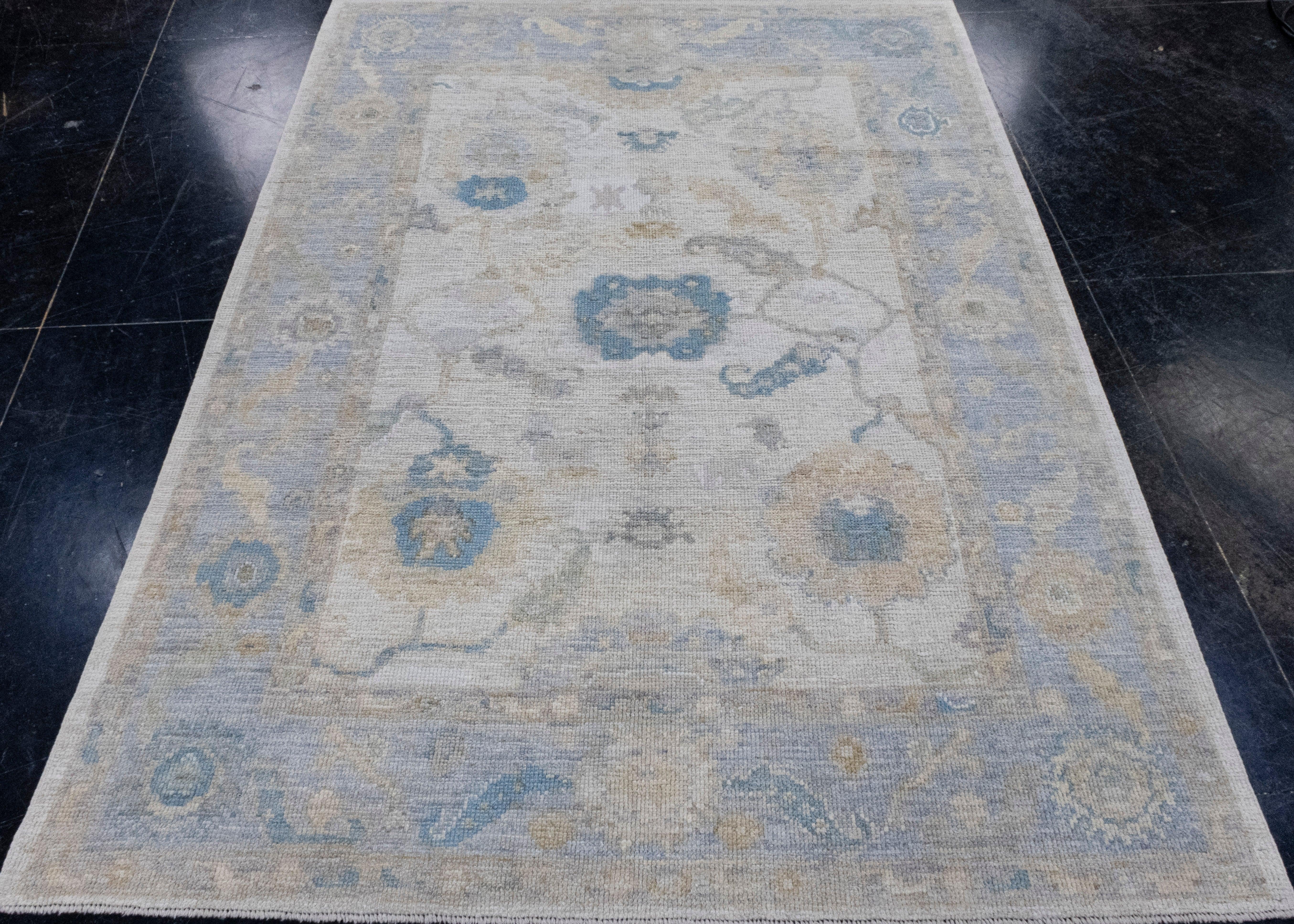 Turkish Oushak Rug 4'11