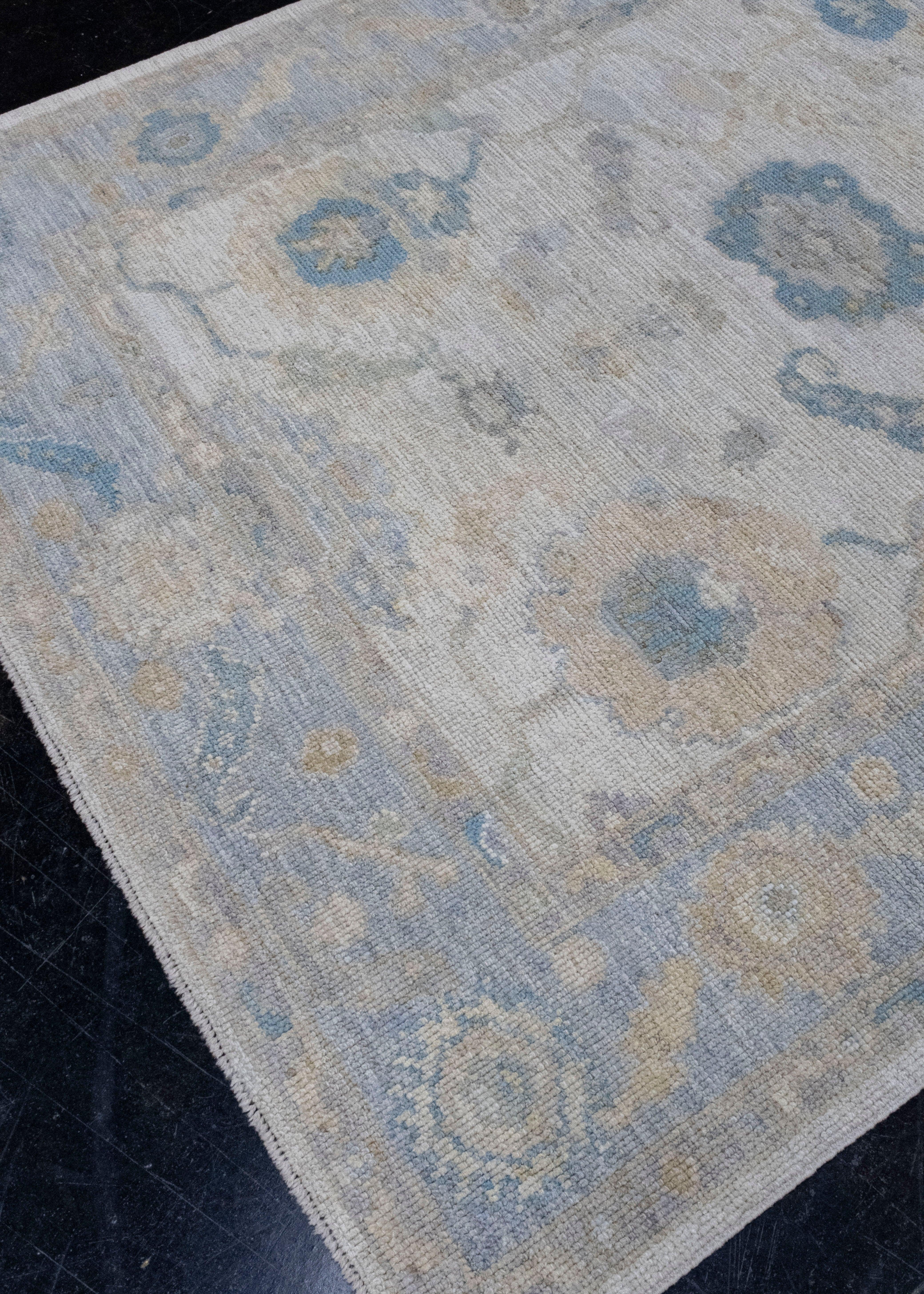 Turkish Oushak Rug 4'11