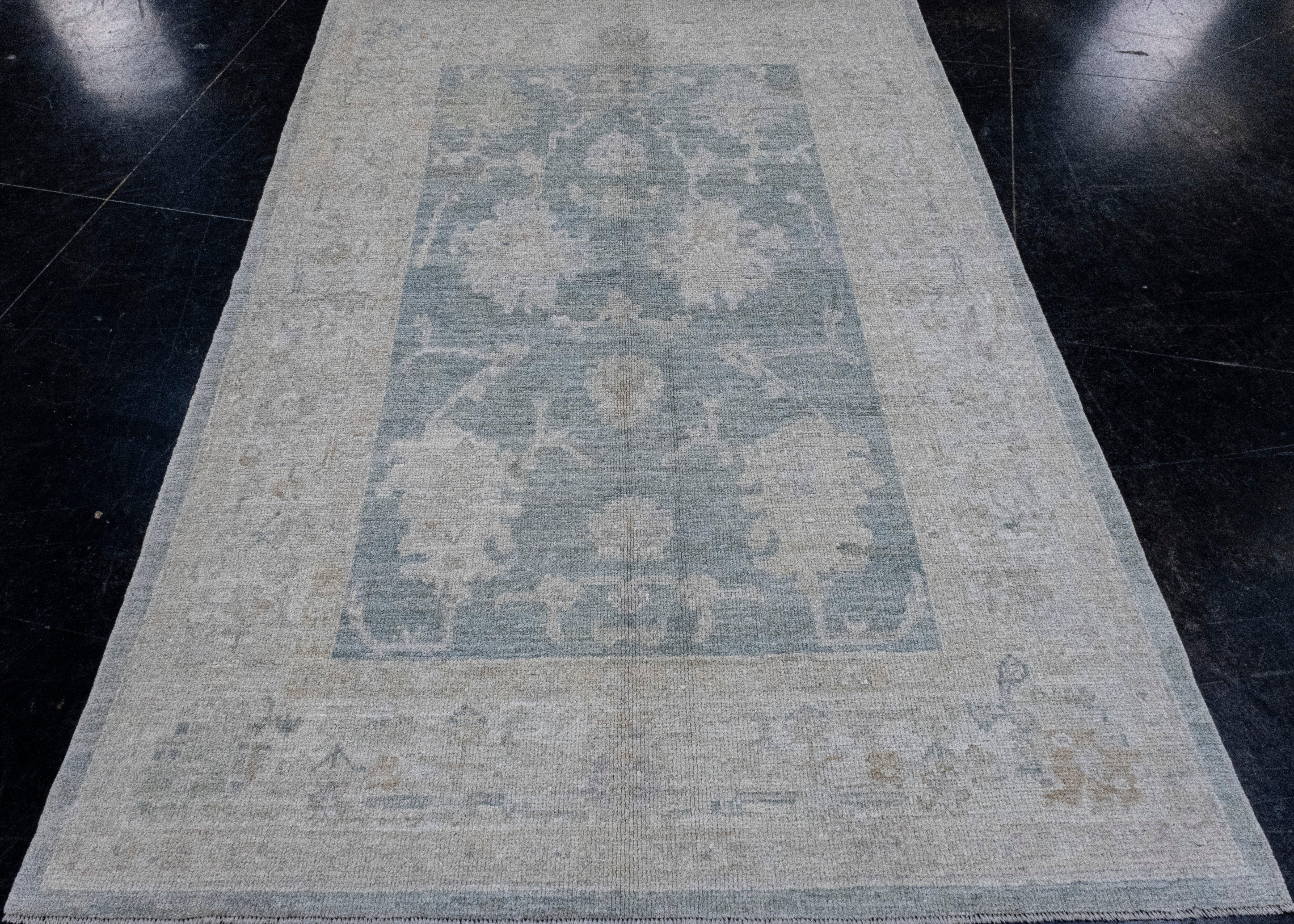 Turkish Oushak Rug 4'11