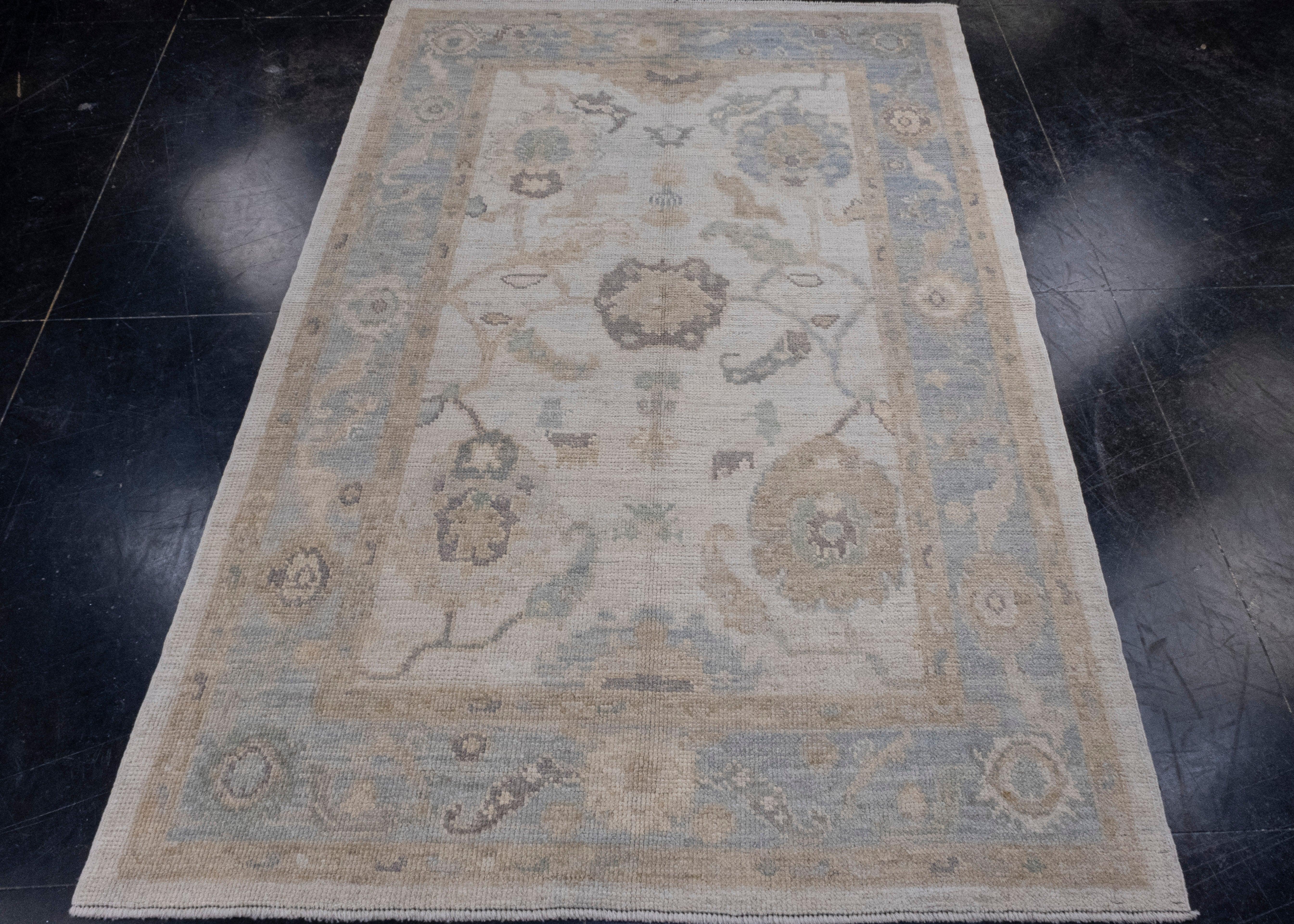 Turkish Oushak Rug 4'2