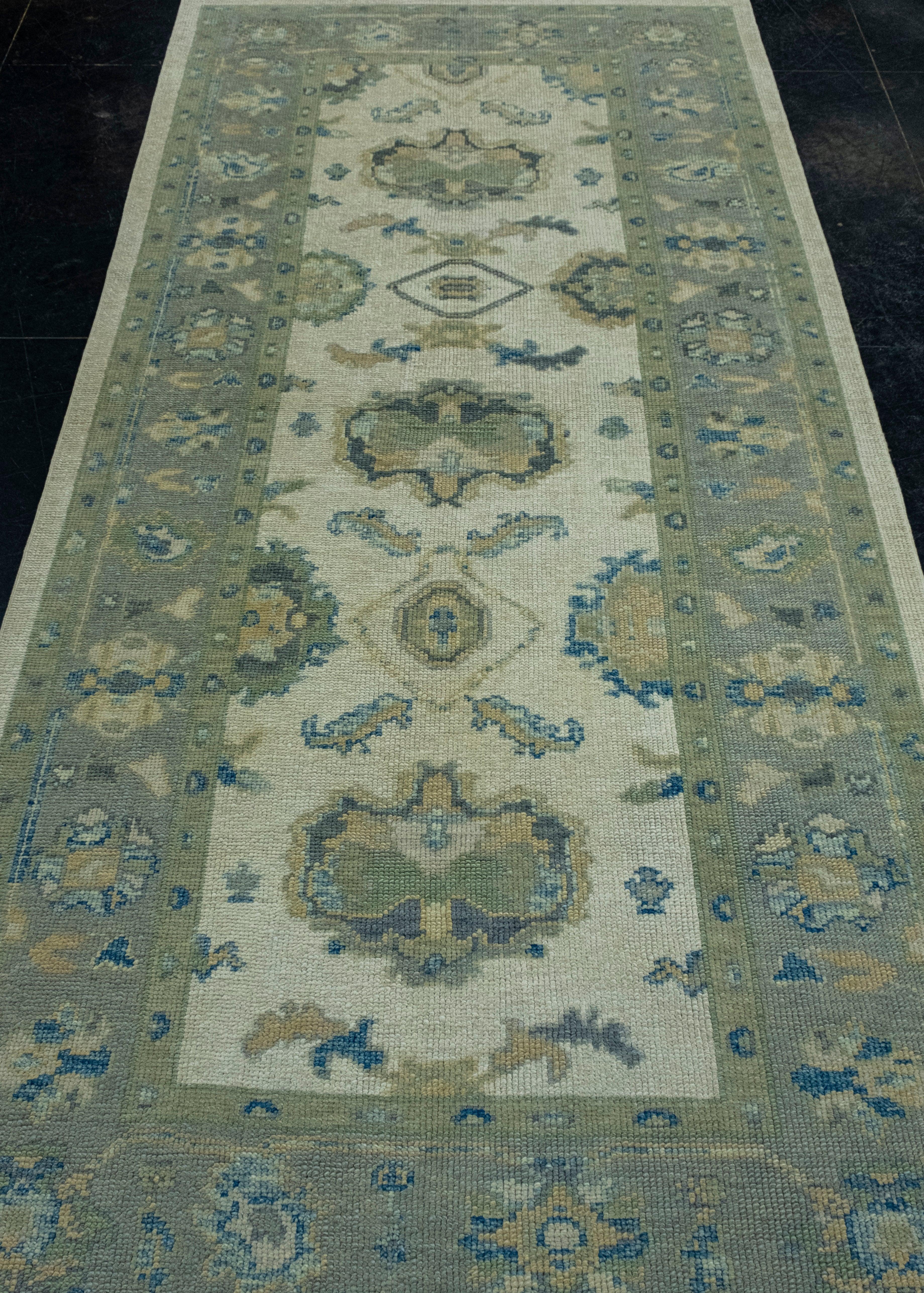 Turkish Oushak Rug 4'2