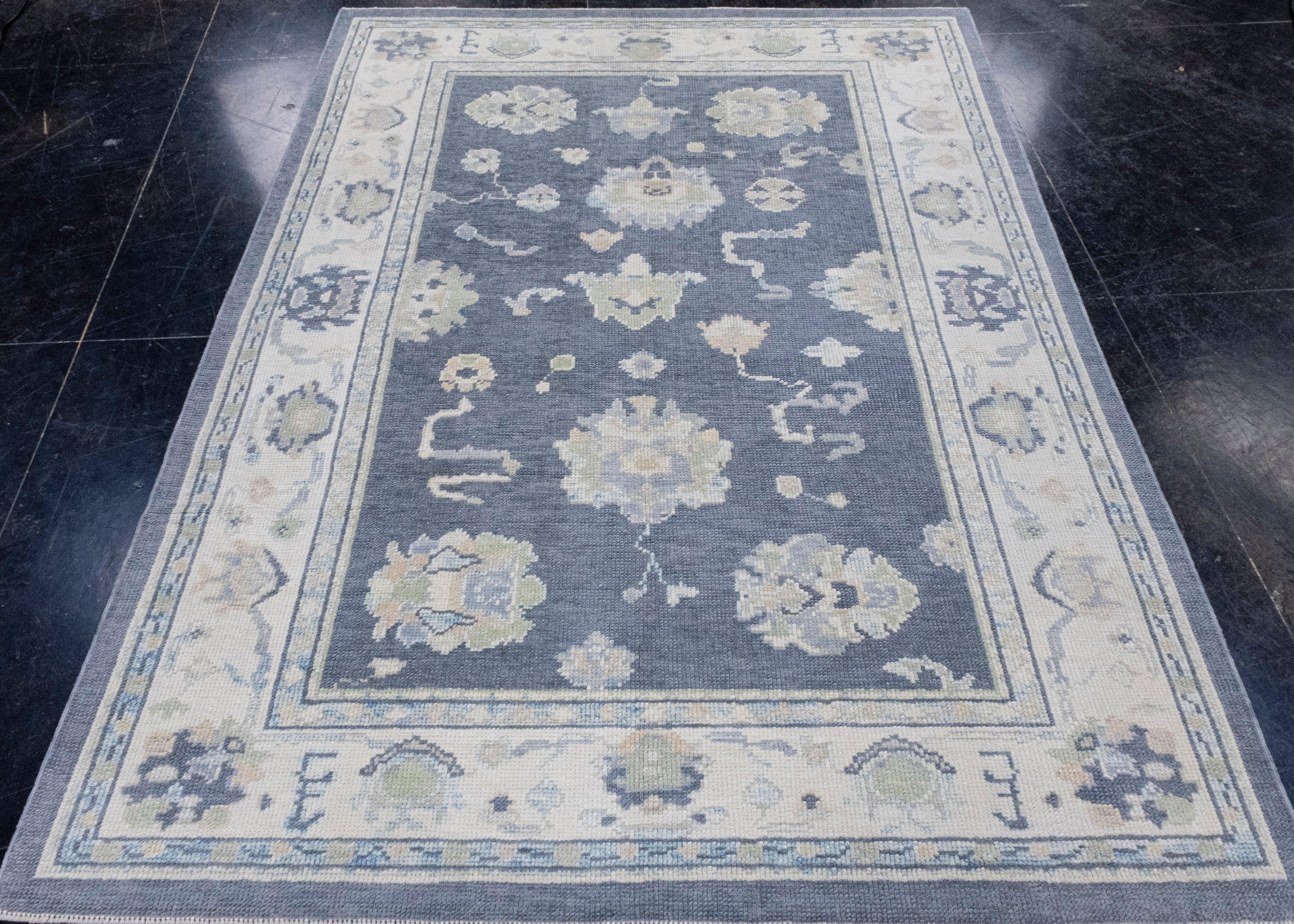 Tappeto Oushak turco 5' x 6'10
