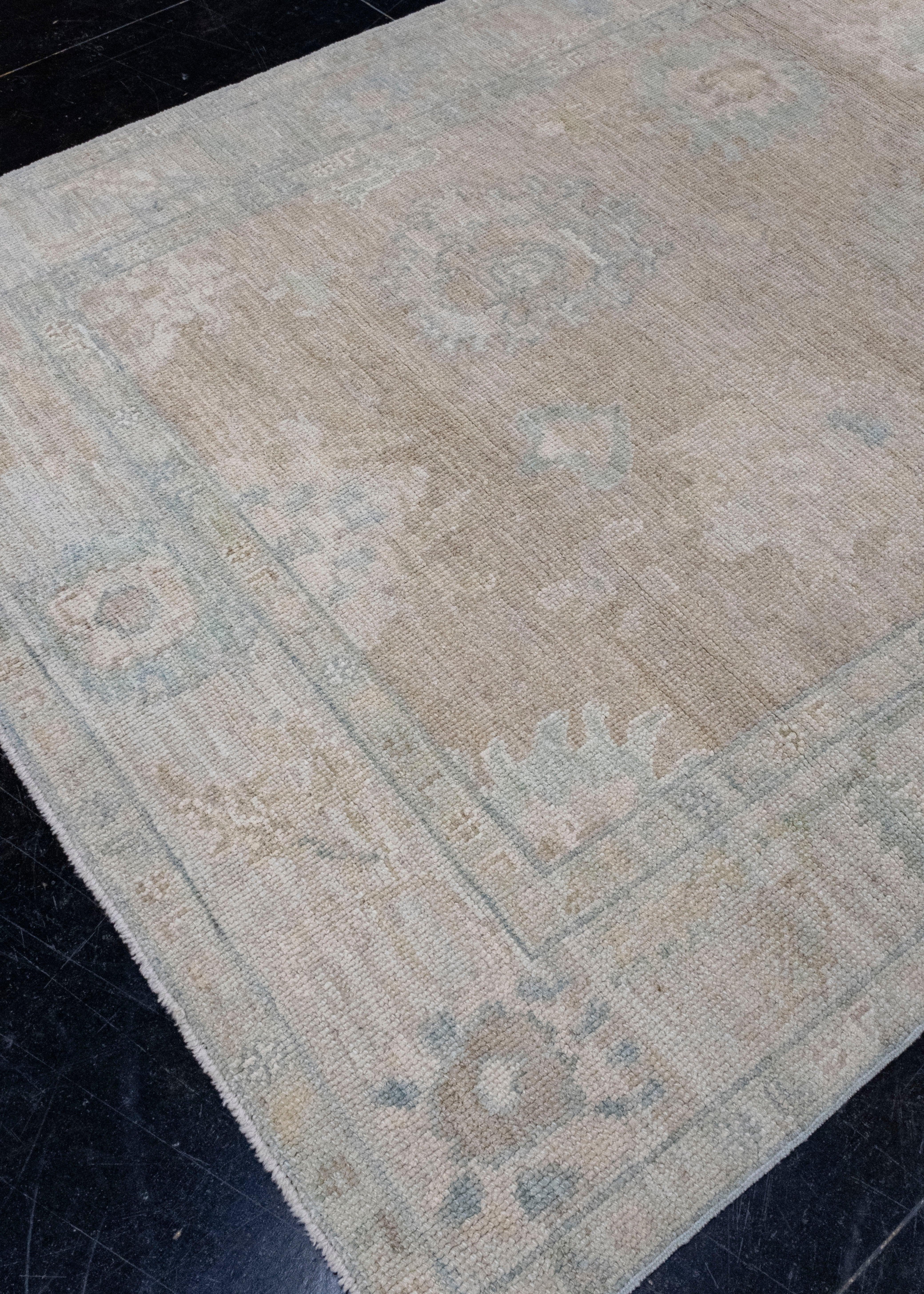 Türkischer Oushak-Teppich 5' x 6'11