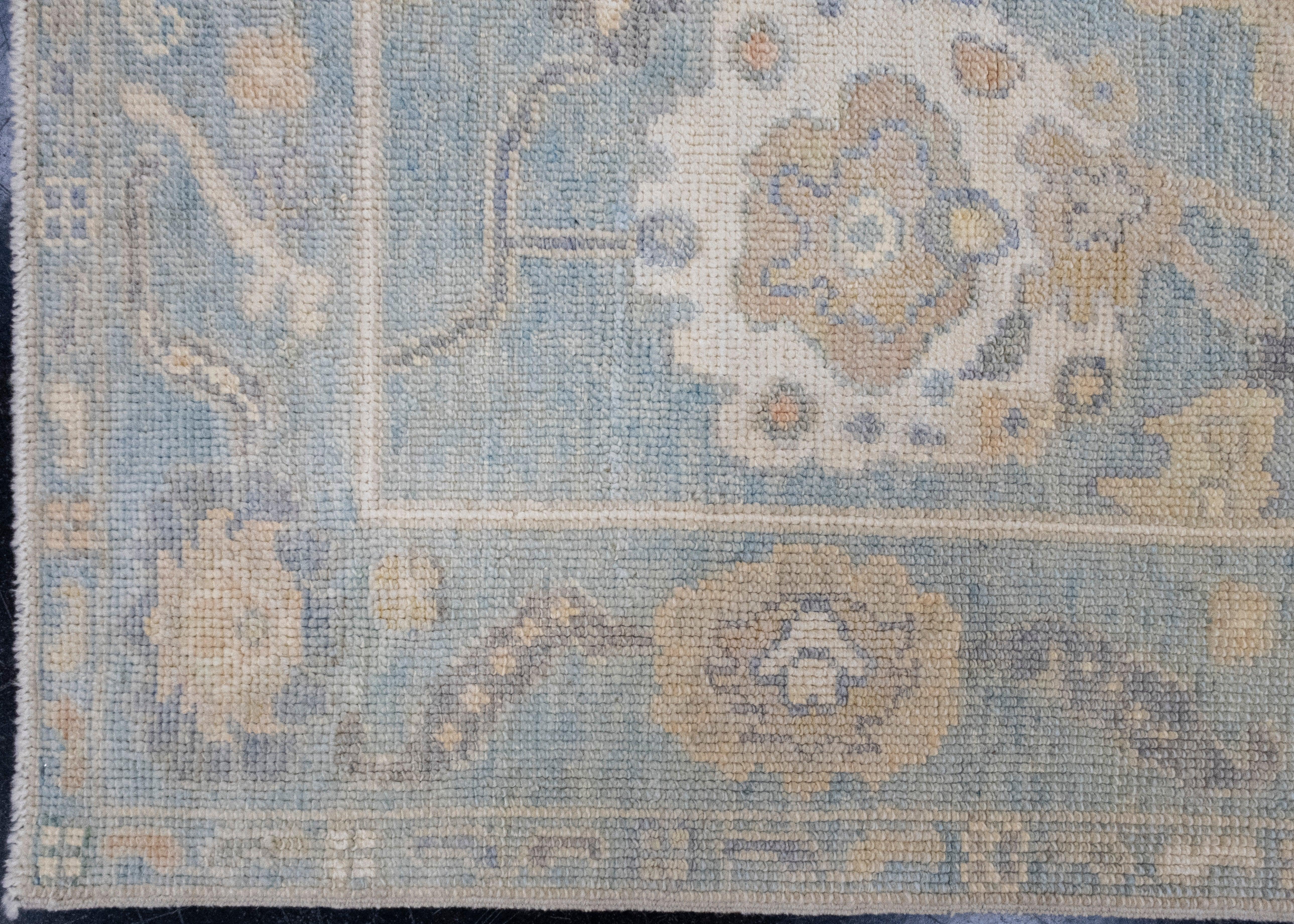 Türkischer Oushak-Teppich 5' x 6'11