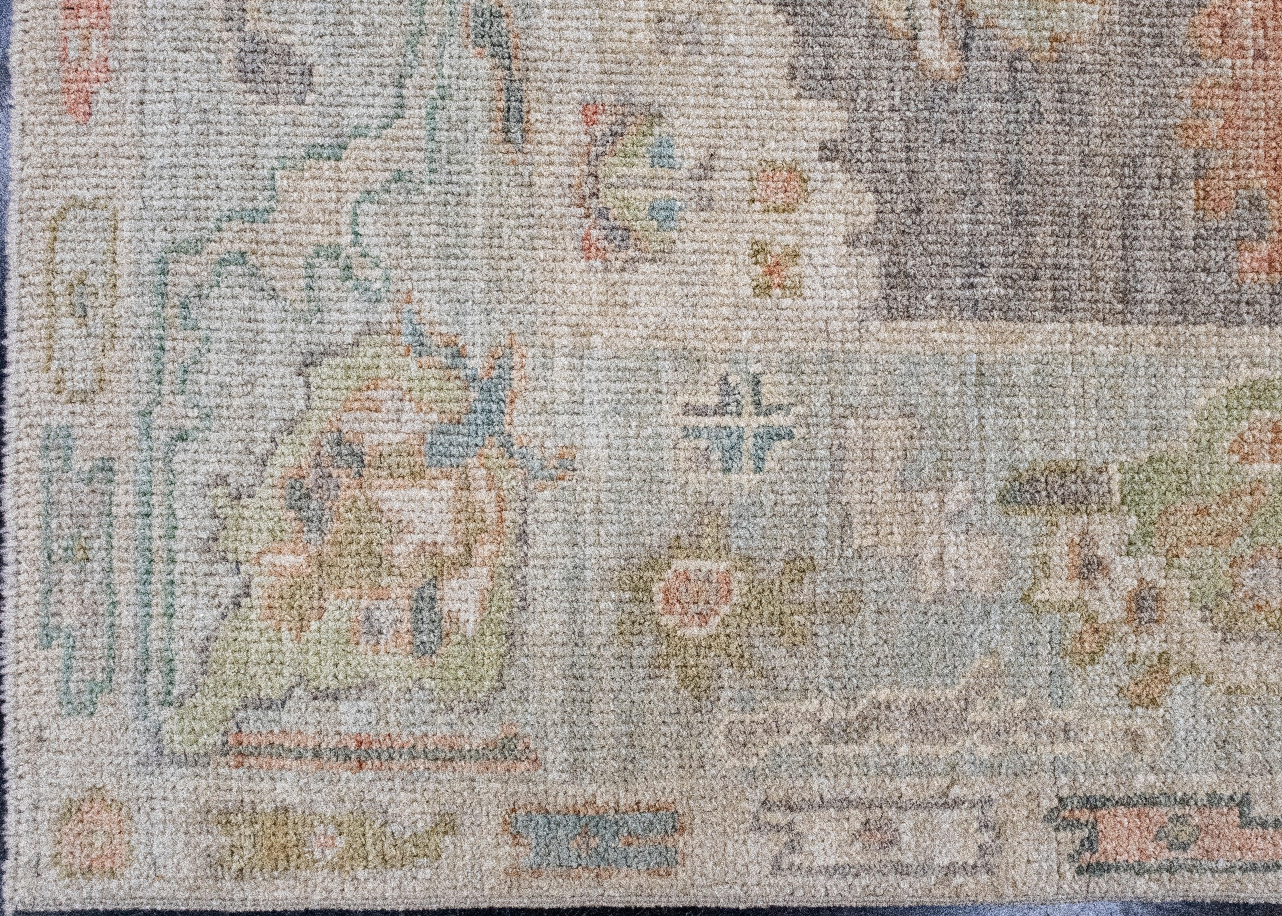 Hand-Knotted Turkish Oushak Rug 5'1