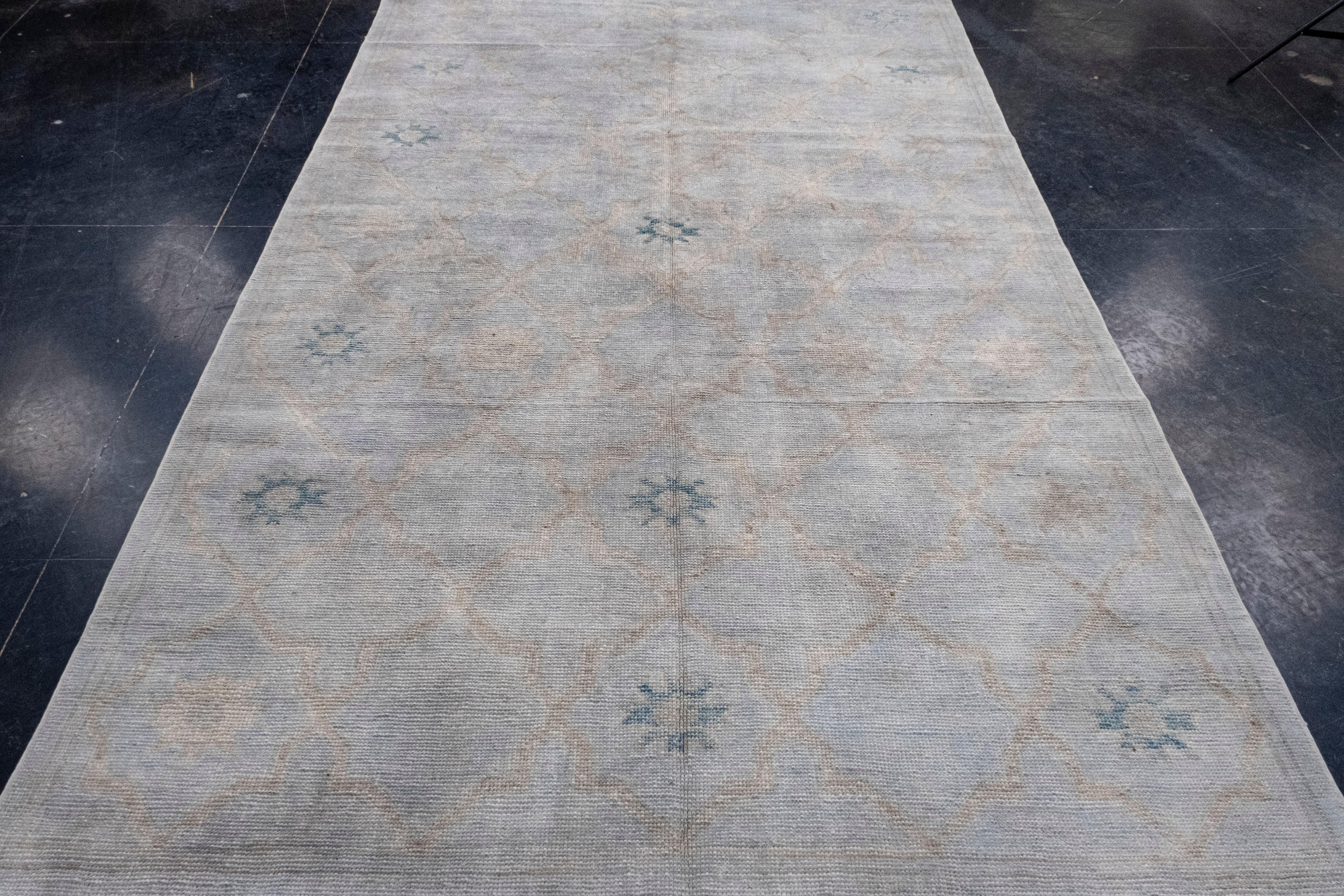 Turkish Oushak Rug 5'10