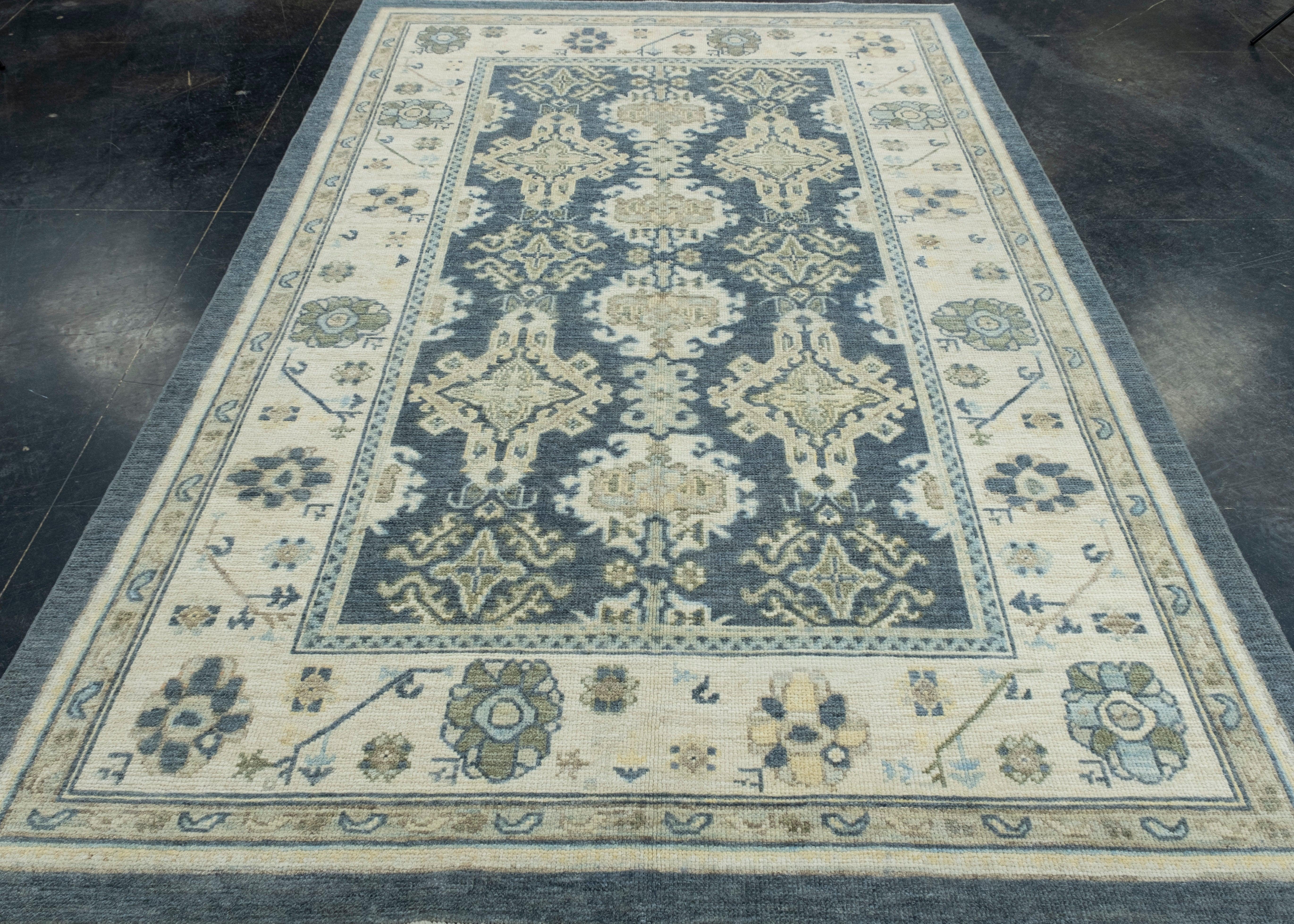 Turkish Oushak Rug 5'11