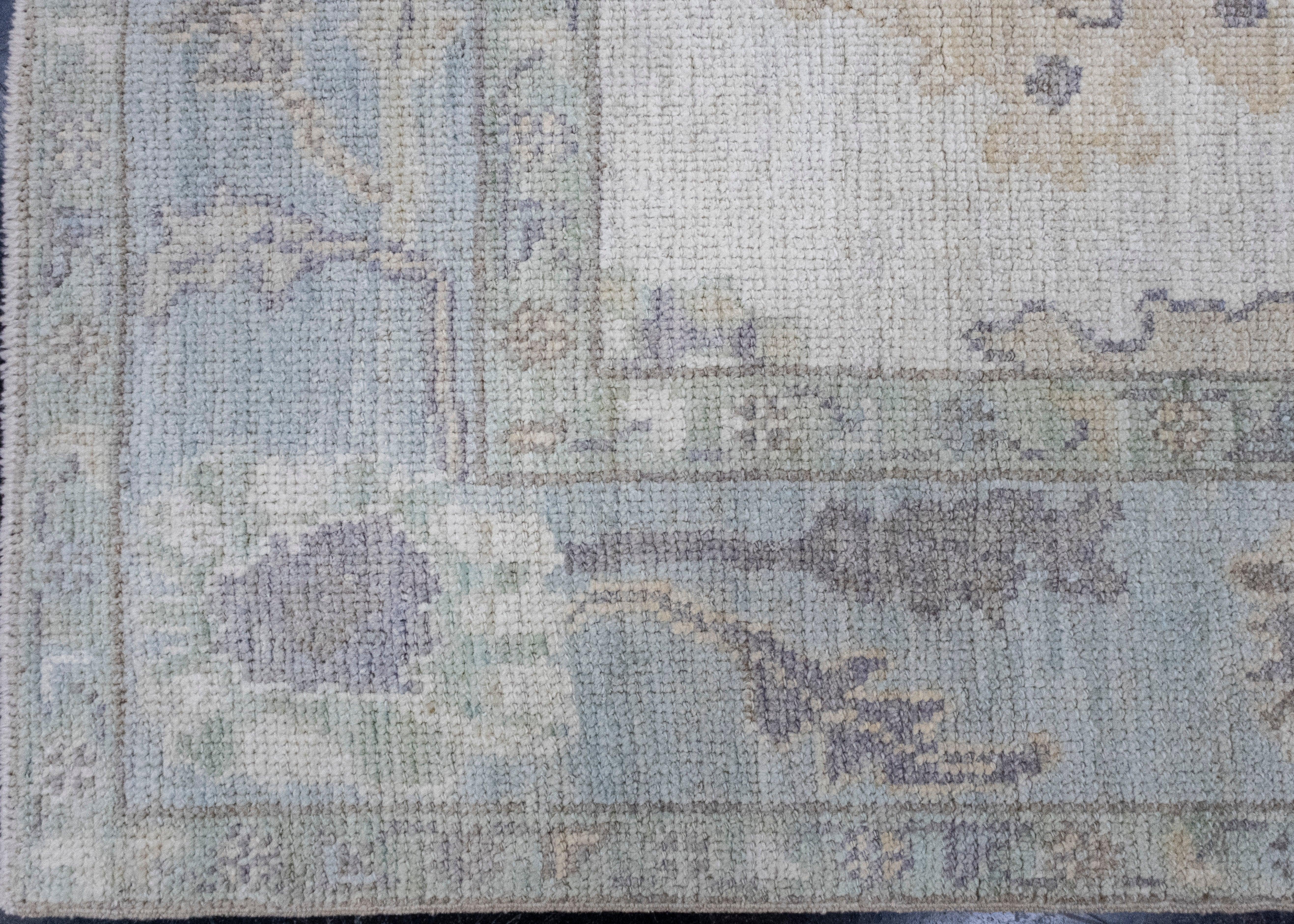 Hand-Knotted Turkish Oushak Rug 5'2