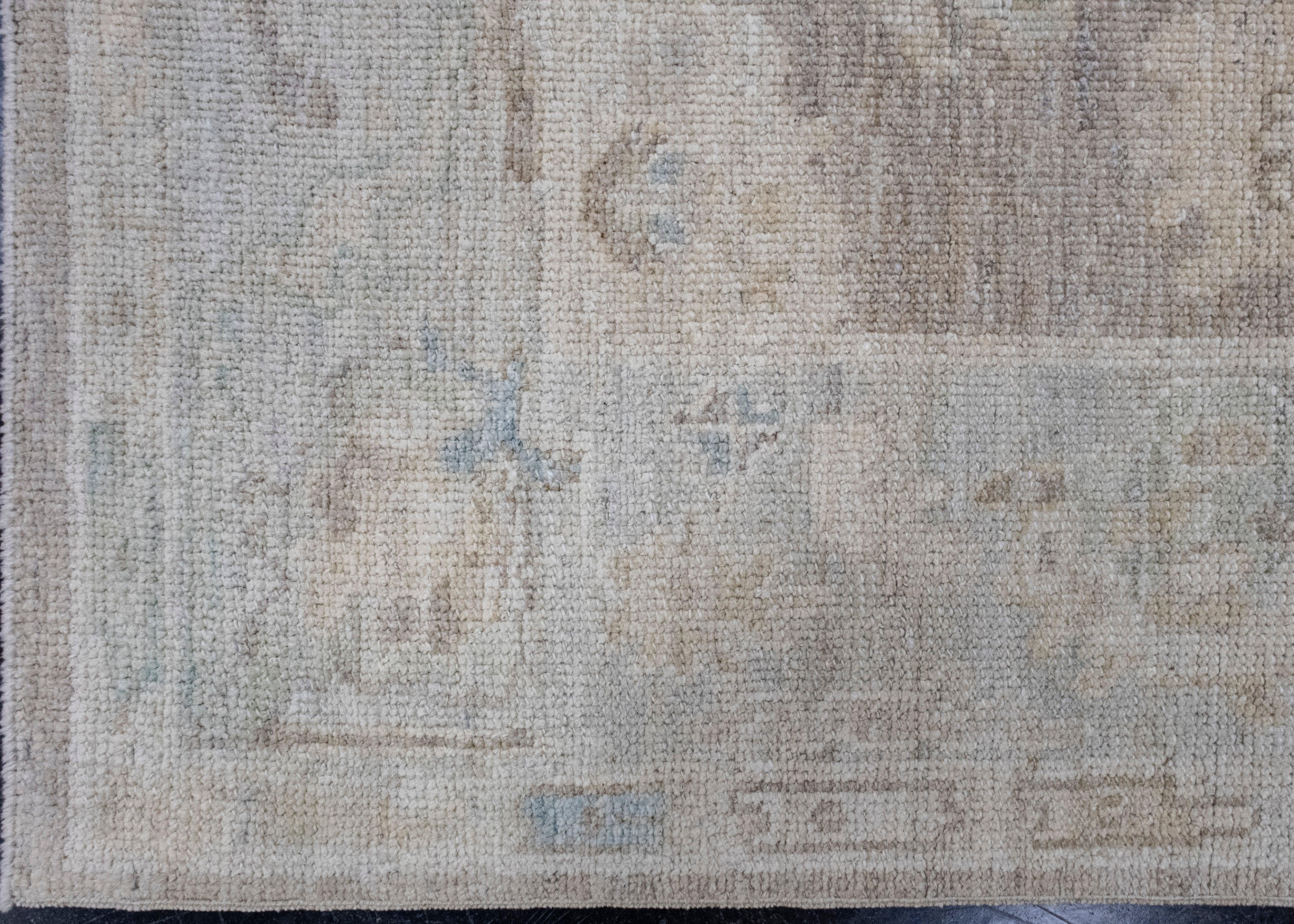 Hand-Knotted Turkish Oushak Rug 5'2
