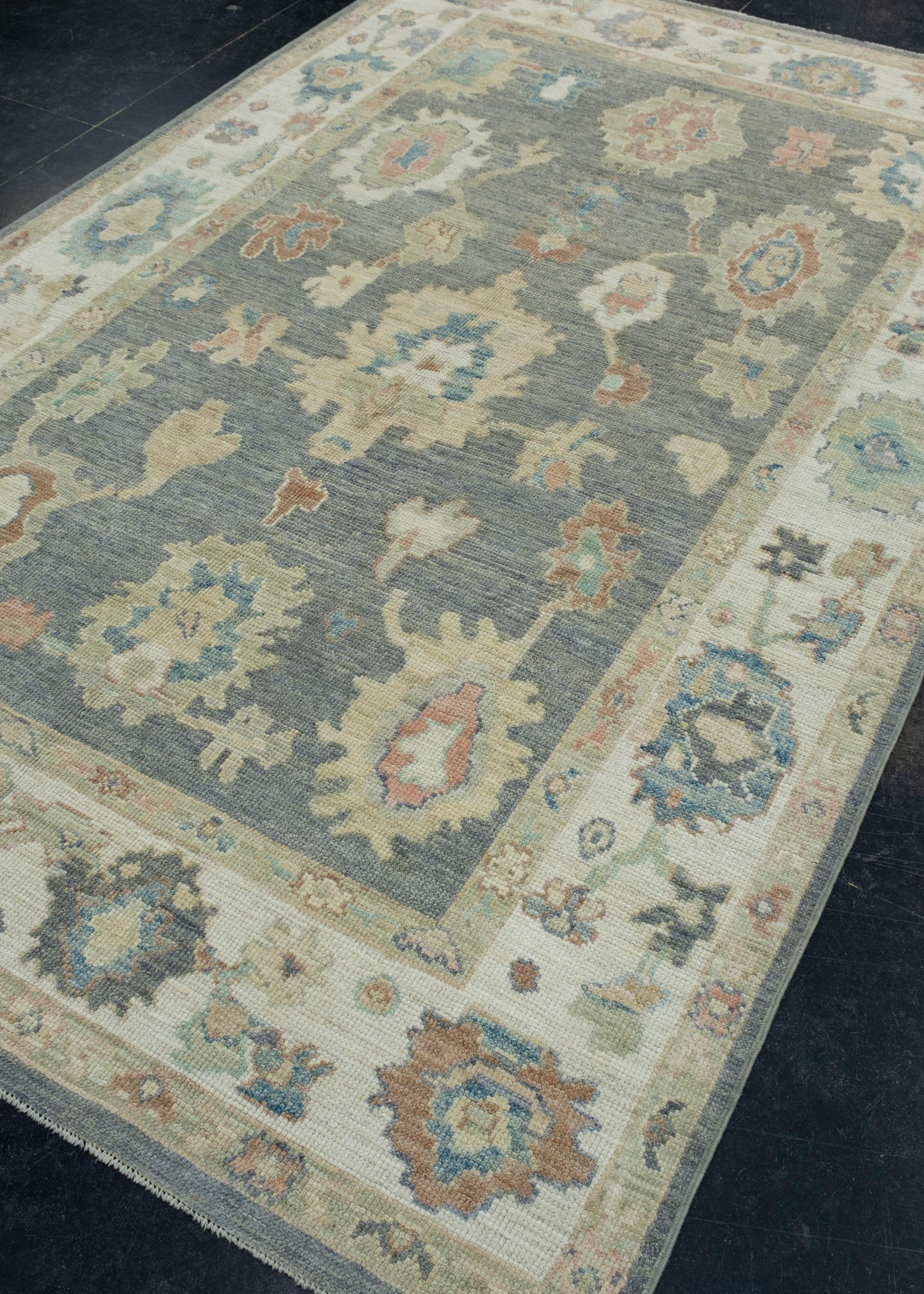 Hand-Knotted Turkish Oushak Rug 5'9
