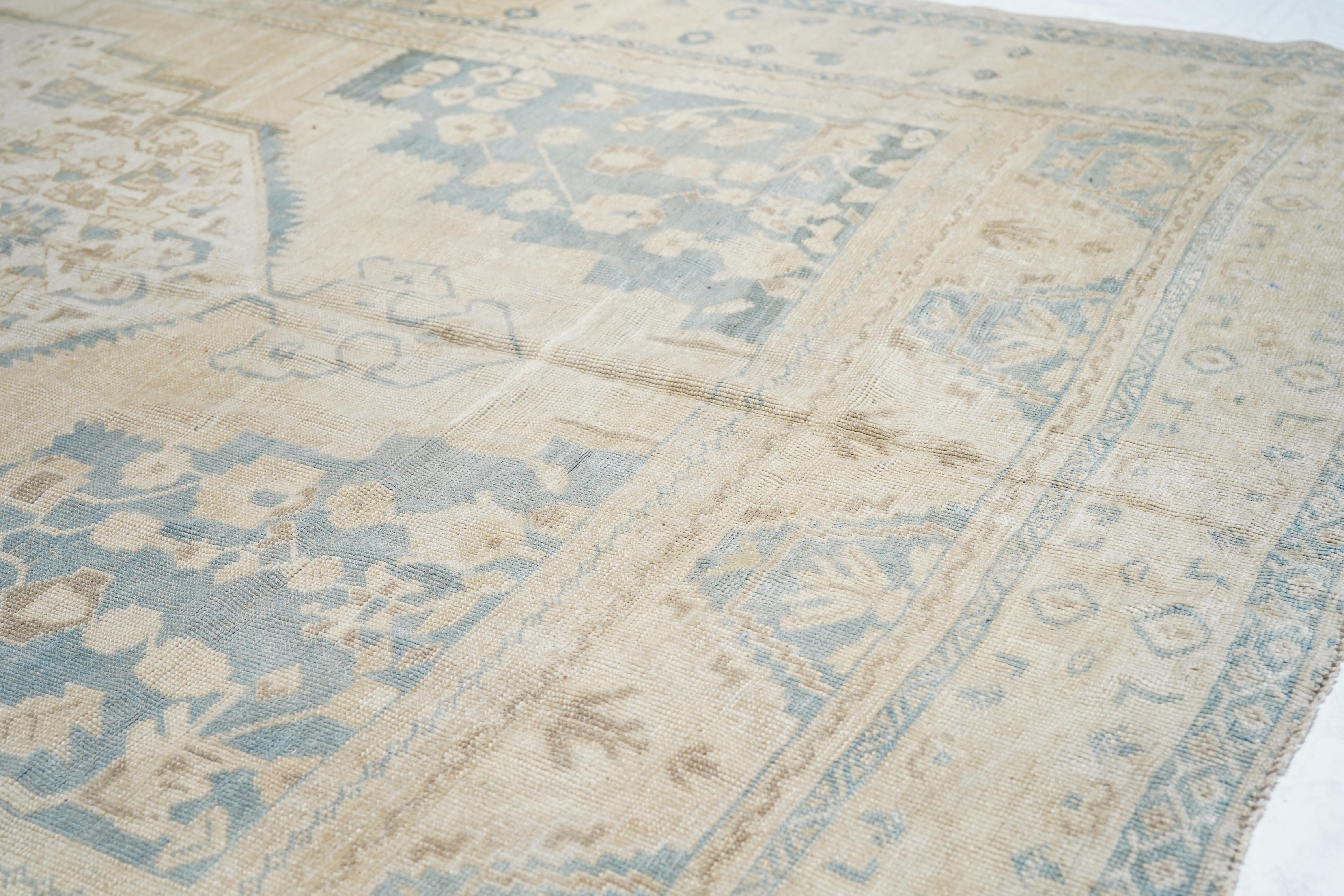 Turkish Oushak Rug 6'10