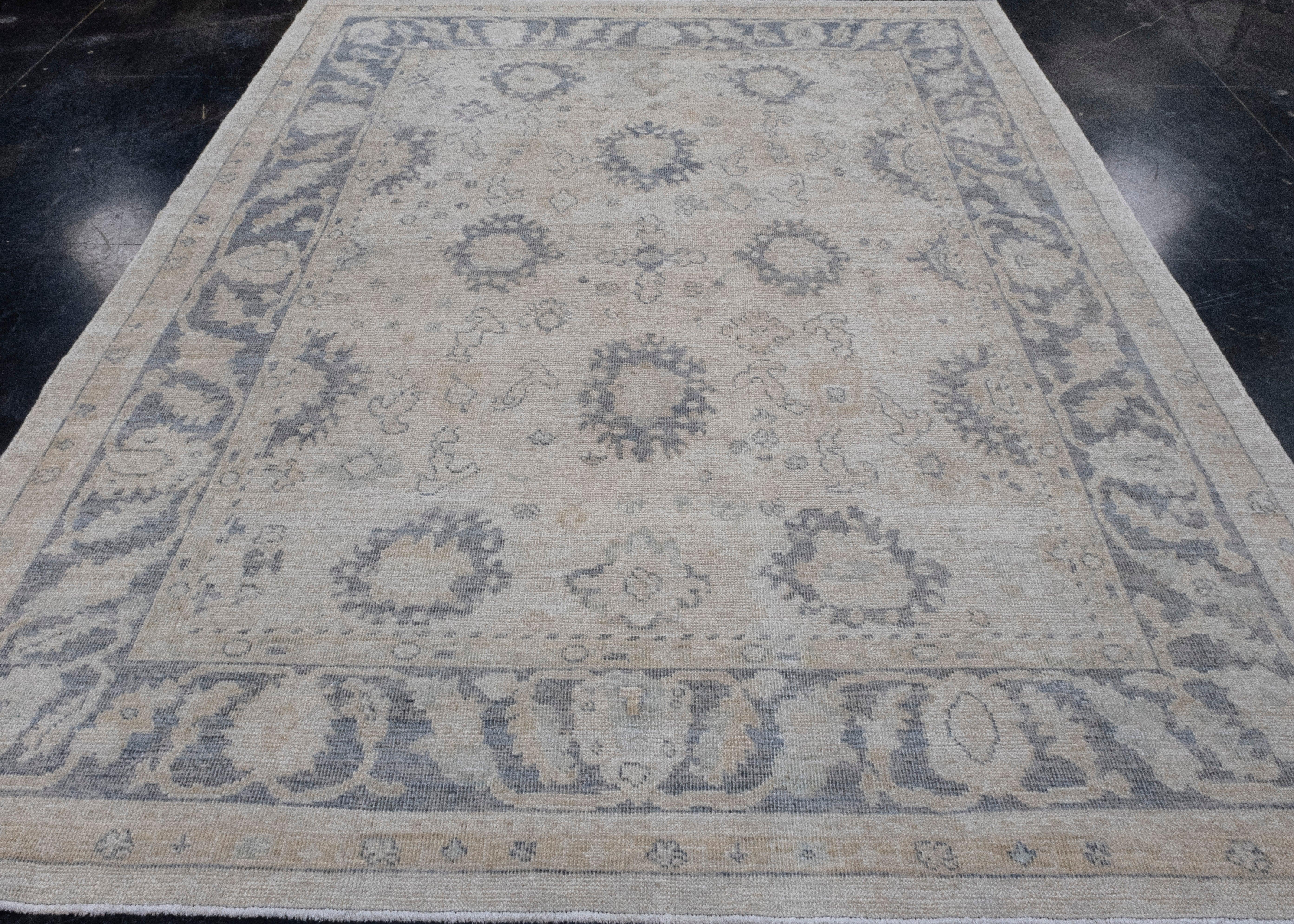 Turkish Oushak Rug 7'10