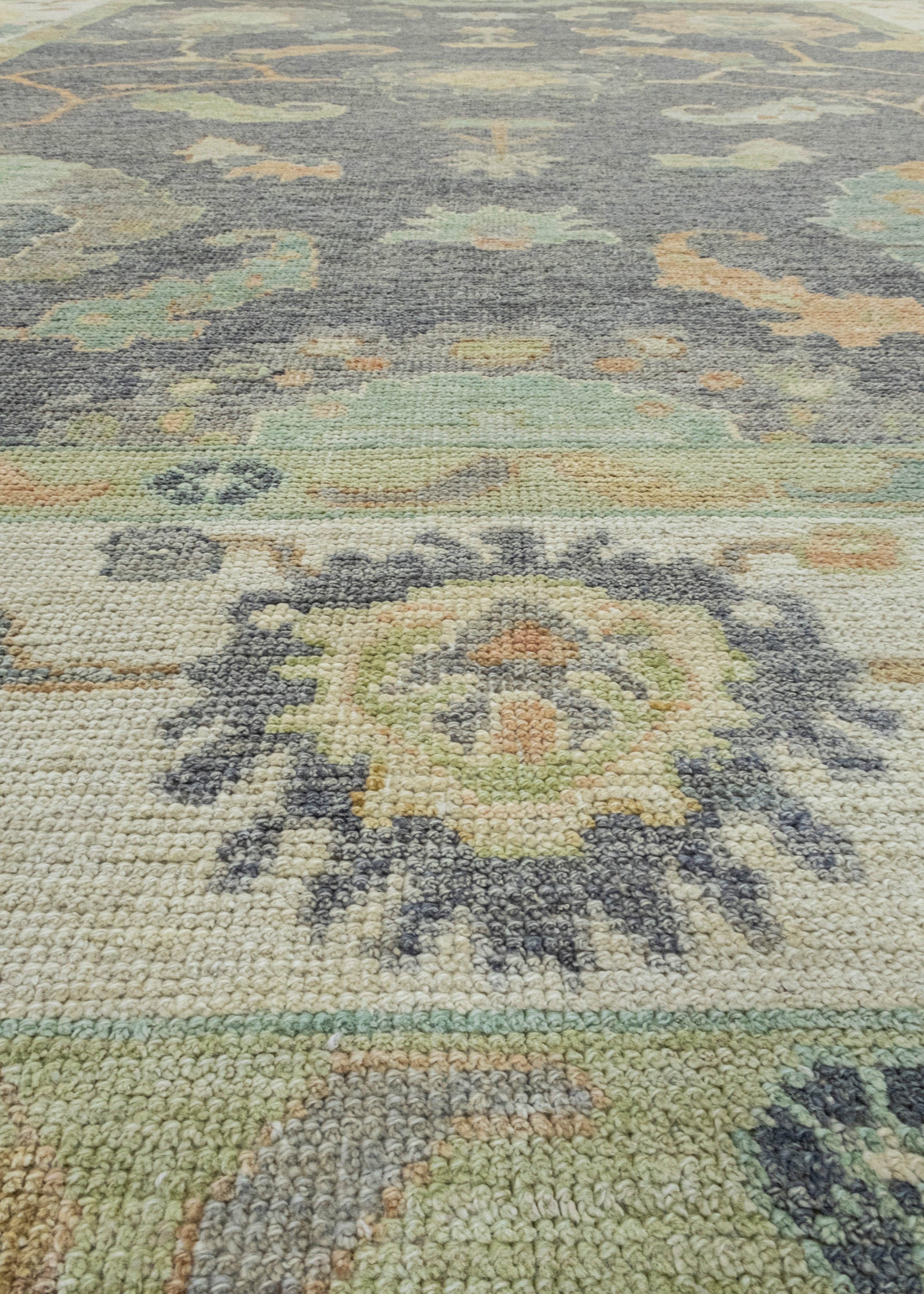 Türkischer Oushak-Teppich 8'3