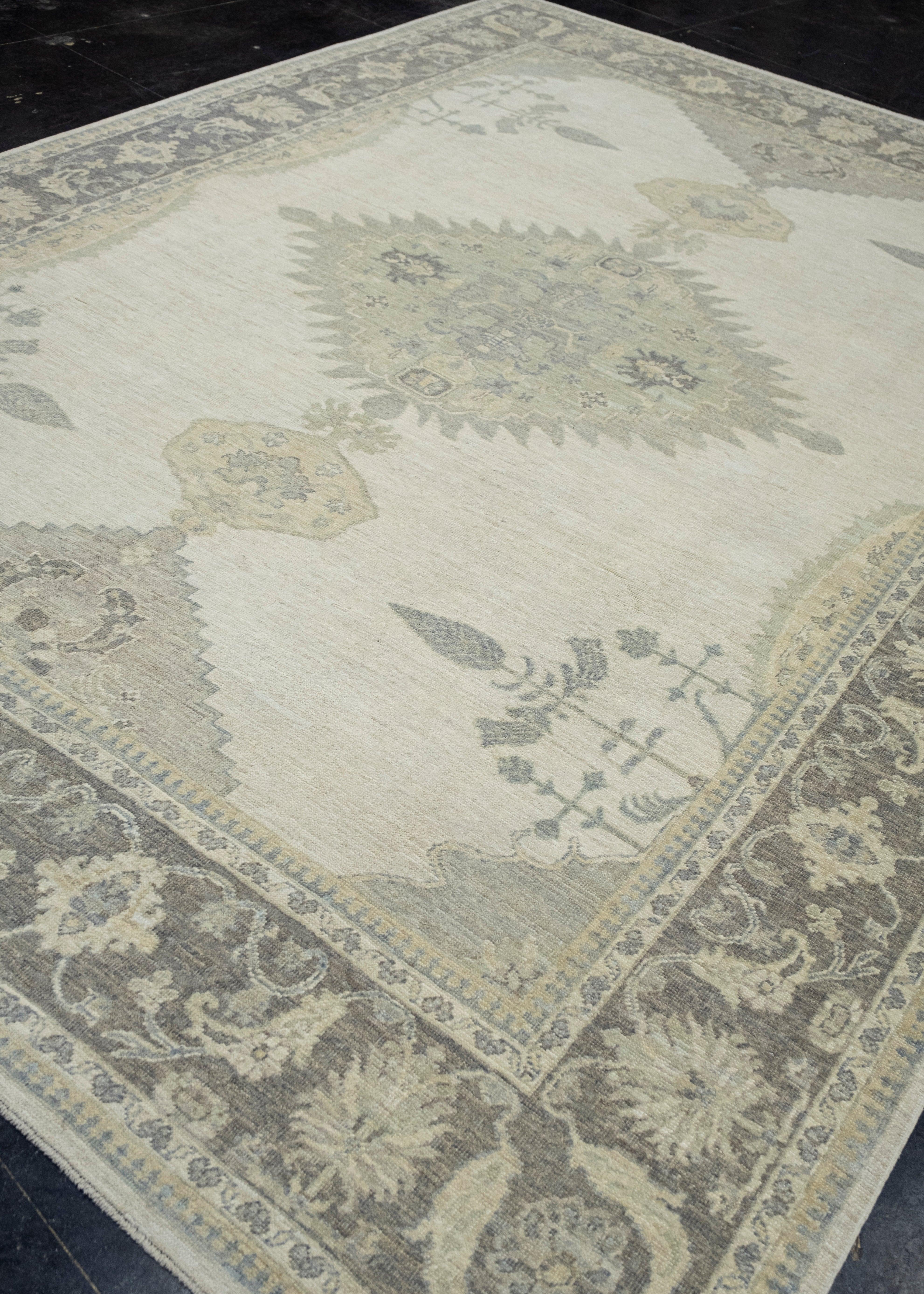 Türkischer Oushak-Teppich 9' x 12'1