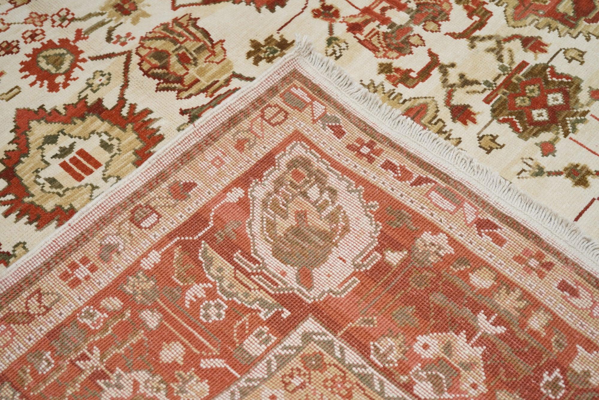 Türkischer Oushak-Teppich 9'0
