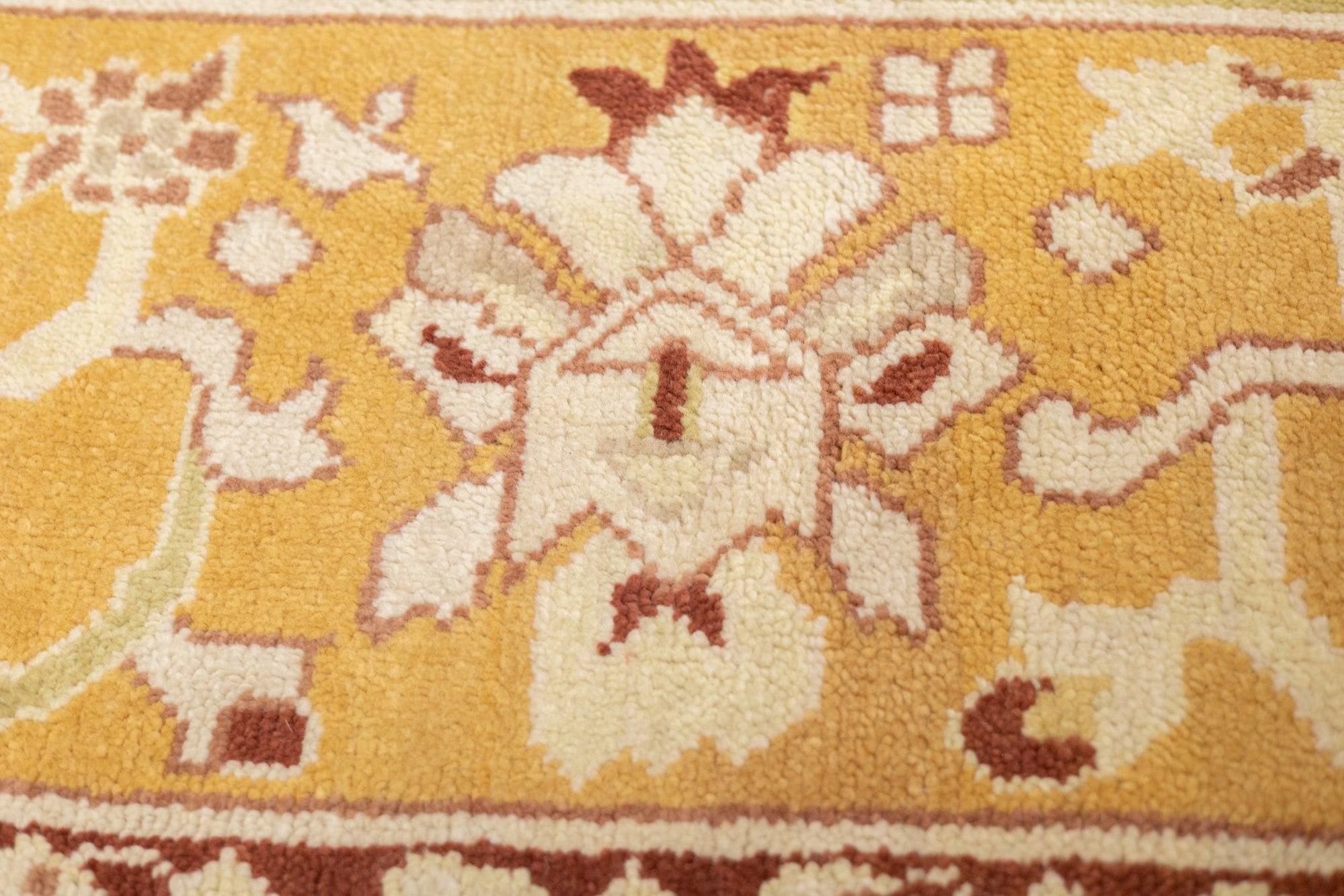 Tapis turc Oushak 9'0