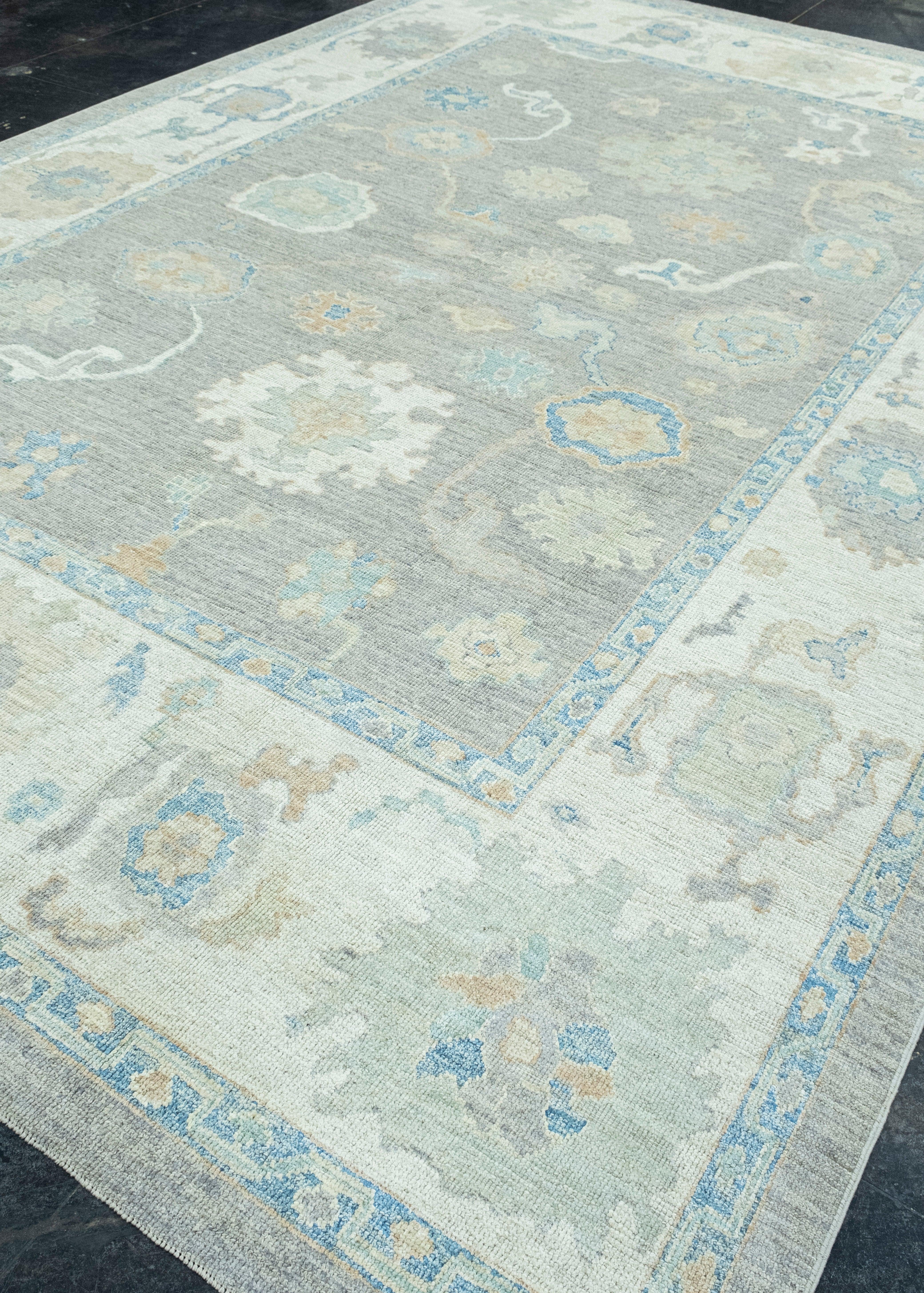 Hand-Knotted Turkish Oushak Rug 9'10