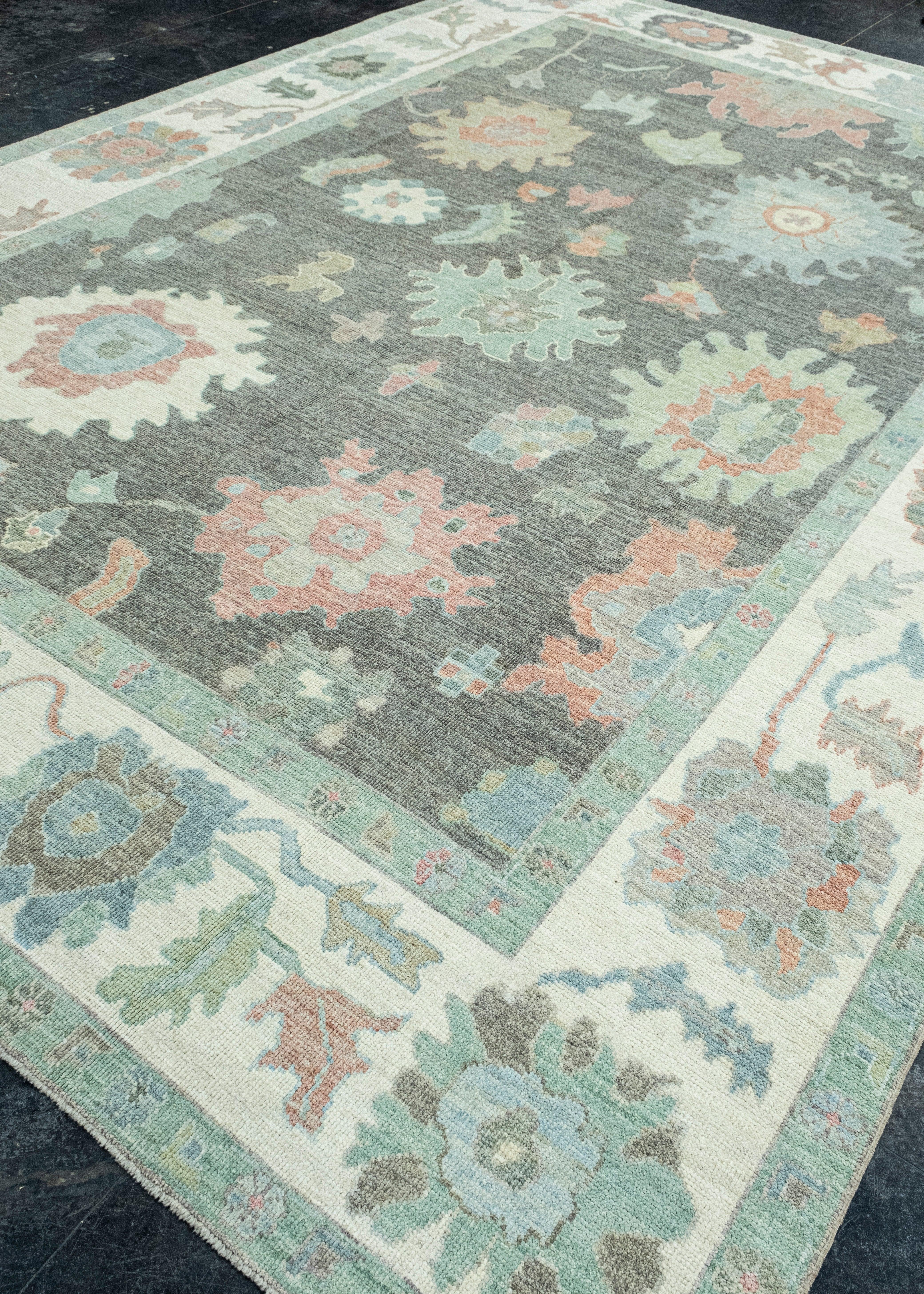 Hand-Knotted Turkish Oushak Rug 9'10
