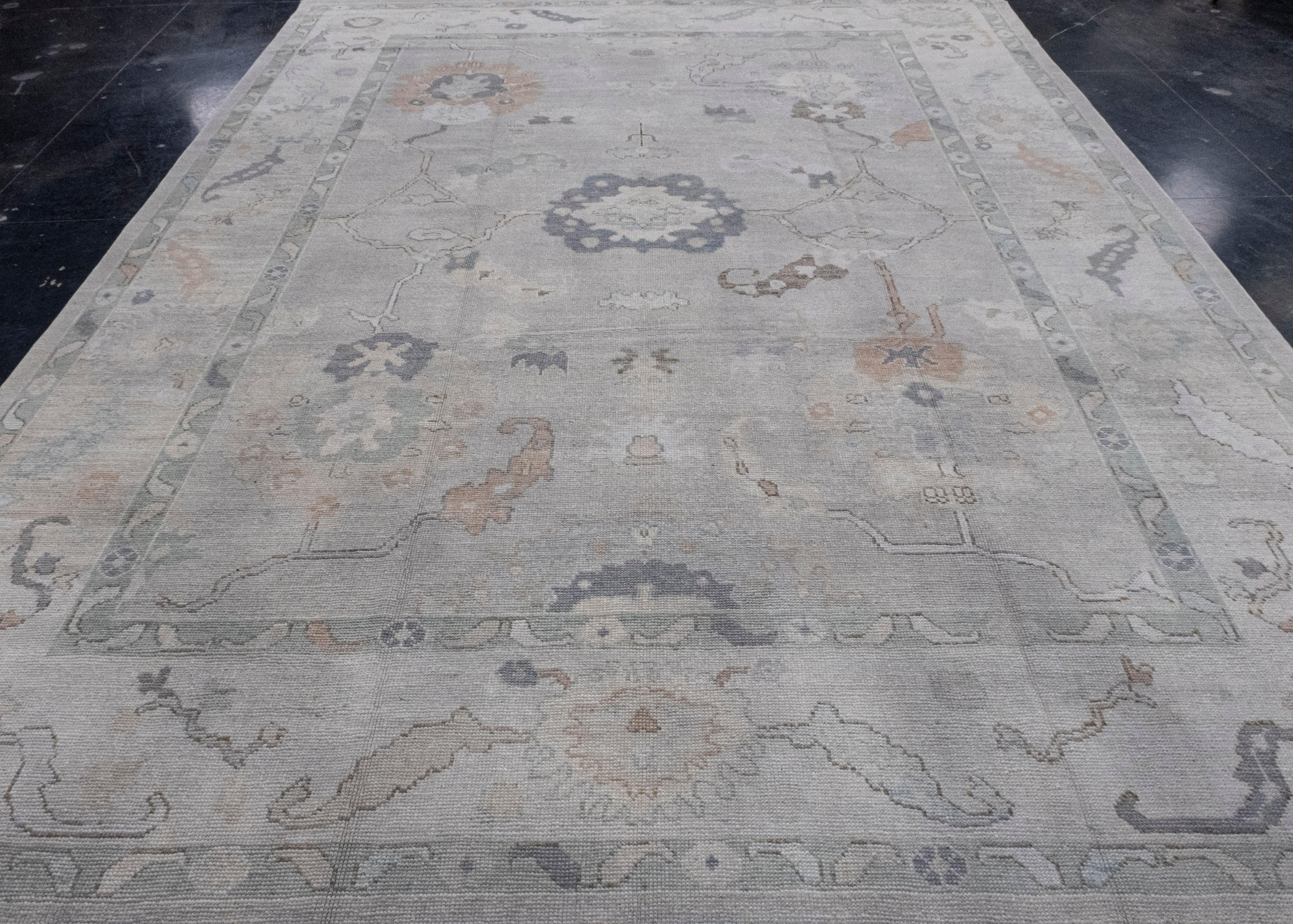 Turkish Oushak Rug 9'4