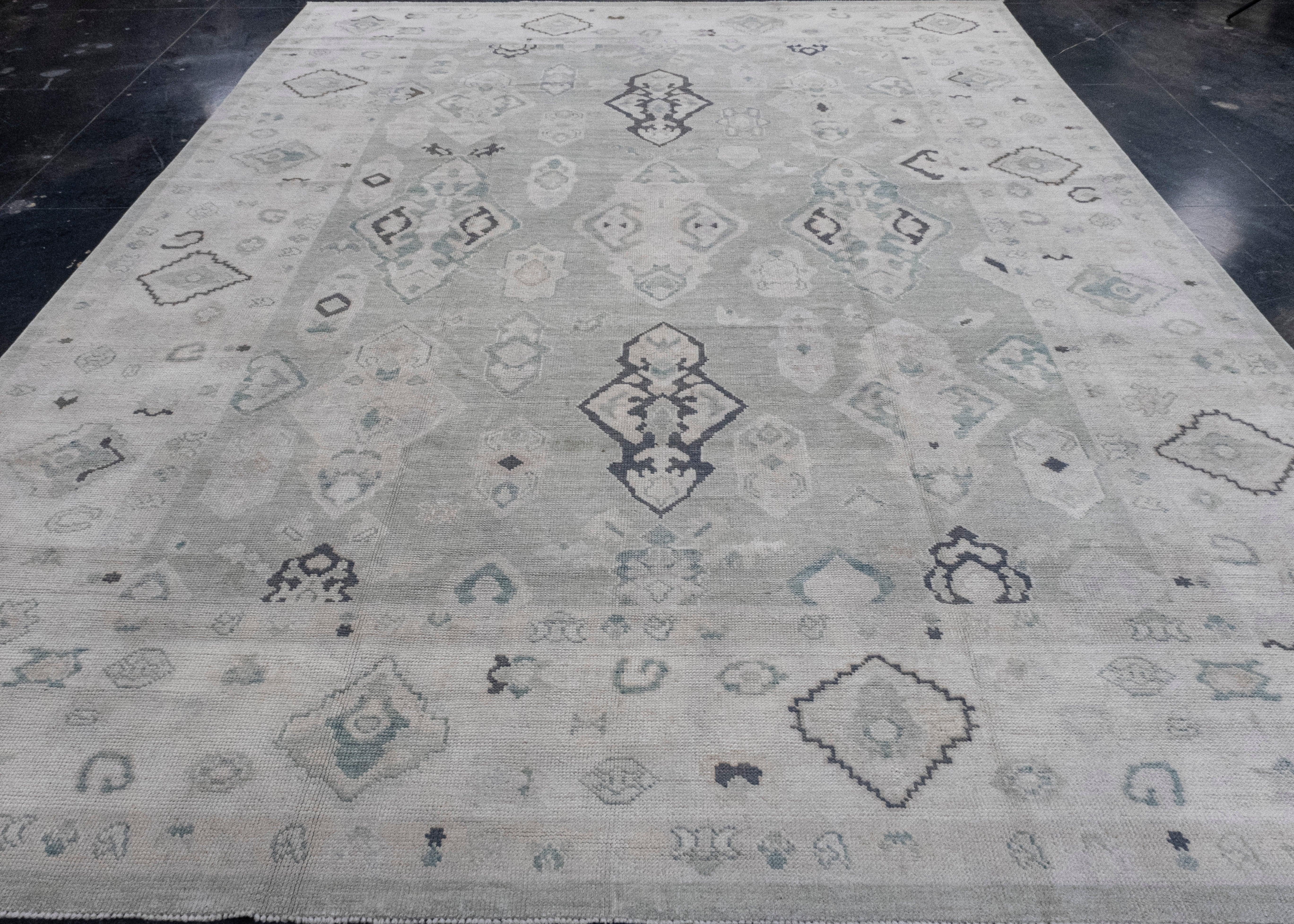 Turkish Oushak Rug 9'8