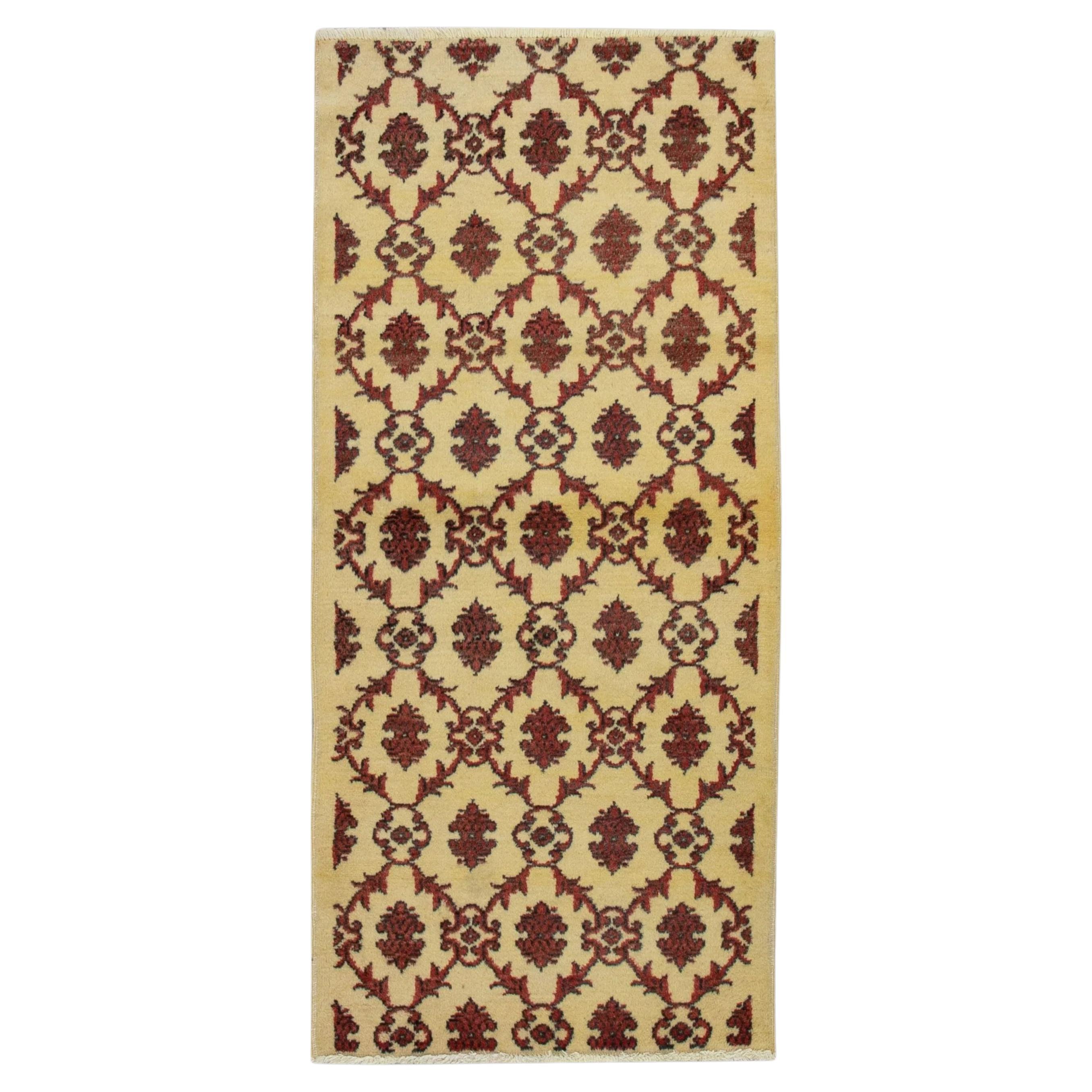 Tappeto Oushak turco Beige Rosso Nero Tessuto a mano in lana 2'8" x 5'9" in vendita