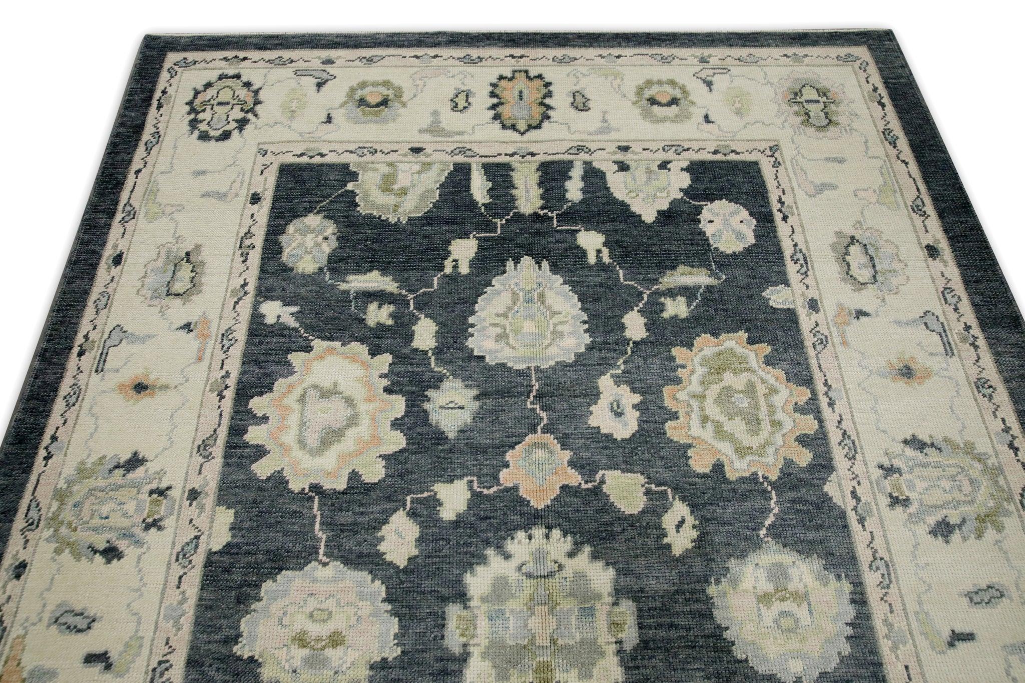 Türkischer Oushak Teppich Charcoal Floral Design Handgewebter Wollteppich 6'3