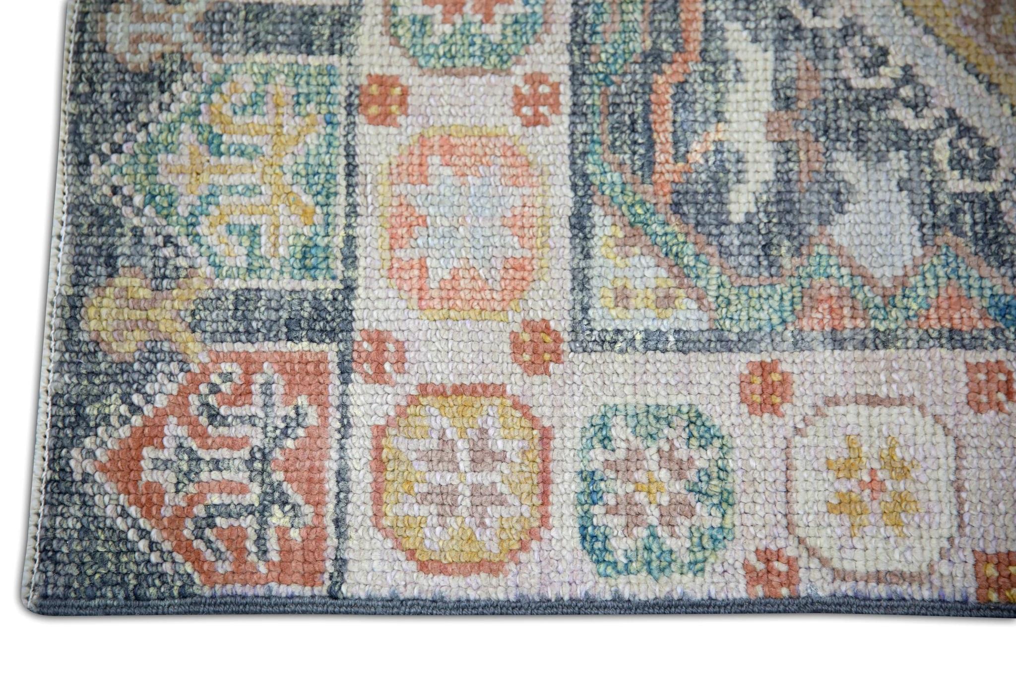 Türkischer Oushak-Teppich, farbenfroher, geometrischer, handgewebter Wollteppich 2'11