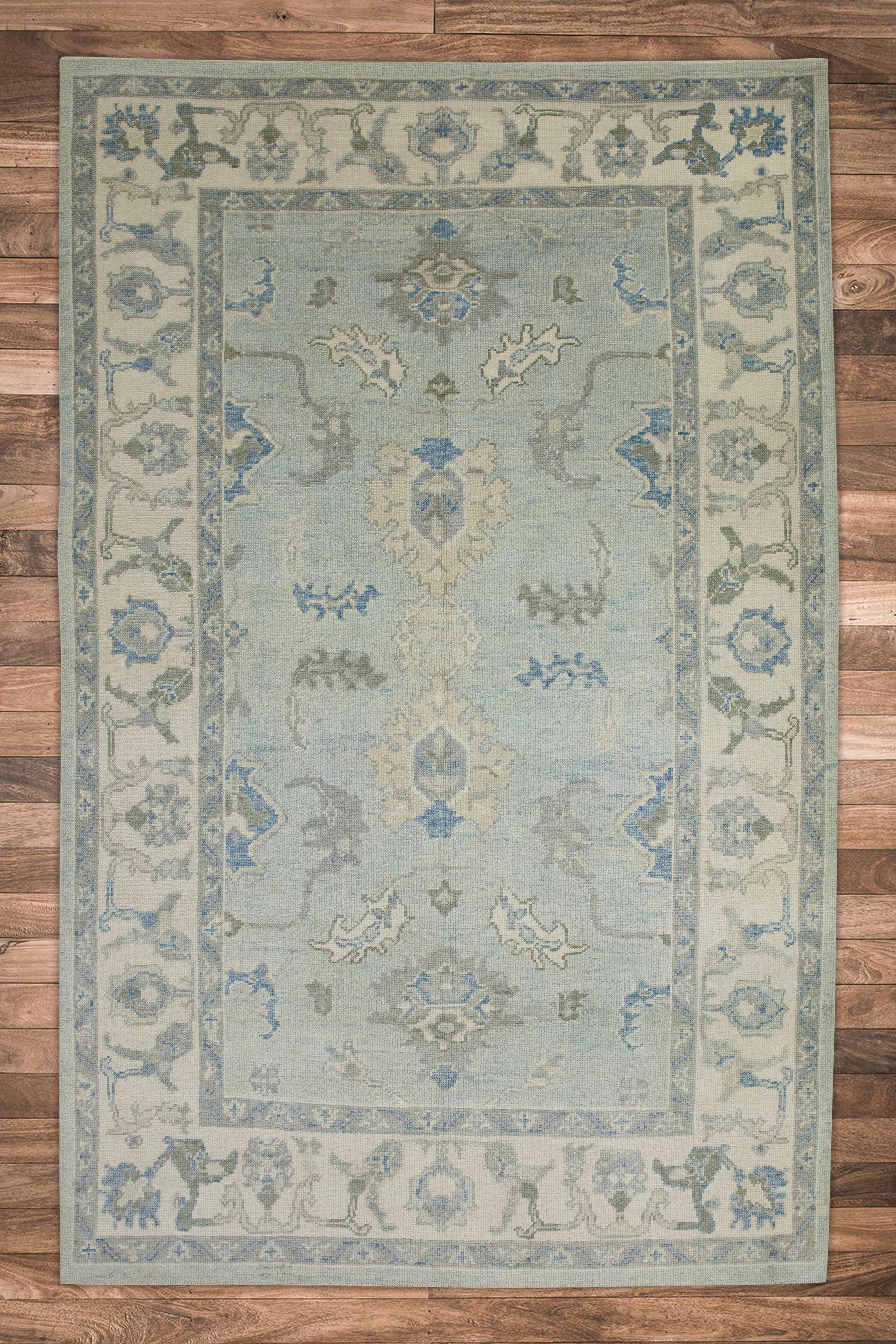 Türkischer Oushak-Teppich Creme & Blau Handgewebter Wollteppich 6' x 9'5