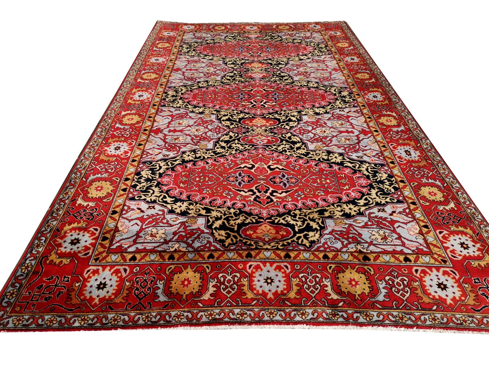This Turkish Oushak rug is a 1970s made rug with traditional Medaillon Design from the 17th century. Typical is the narrow and long size. It was hand knotted using fine wool. The colors are vibrant, and the rug is in very good condition.

Origin: