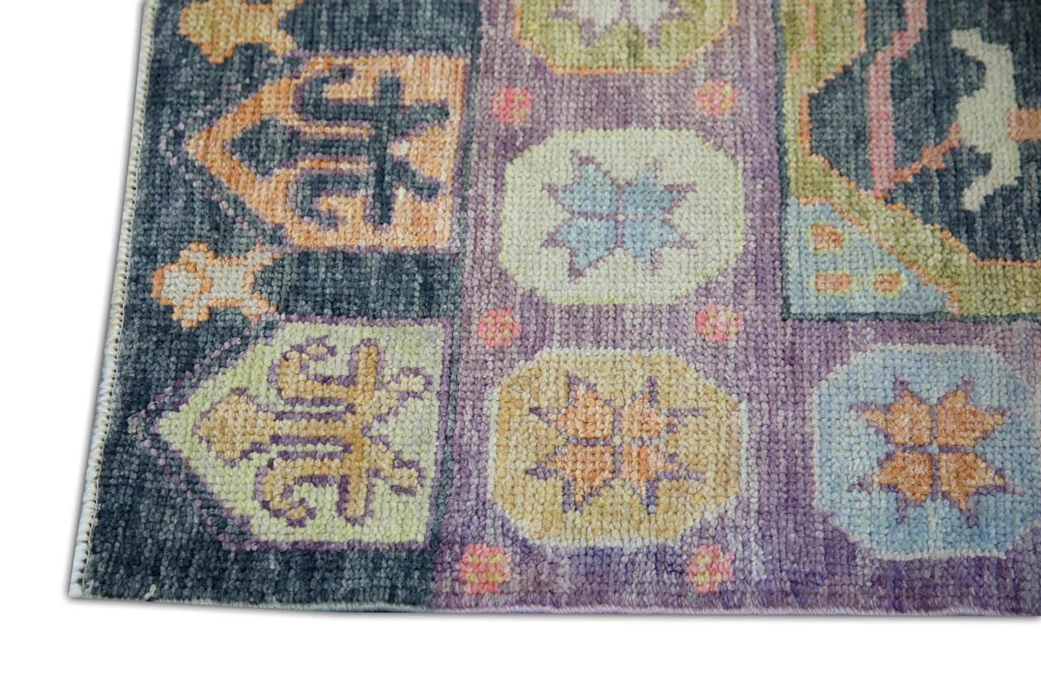Alfombra Oushak Turca de Lana Tejida a Mano con Diseño Geométrico de Diamantes de Colores 4'1x6'4 Turco en venta