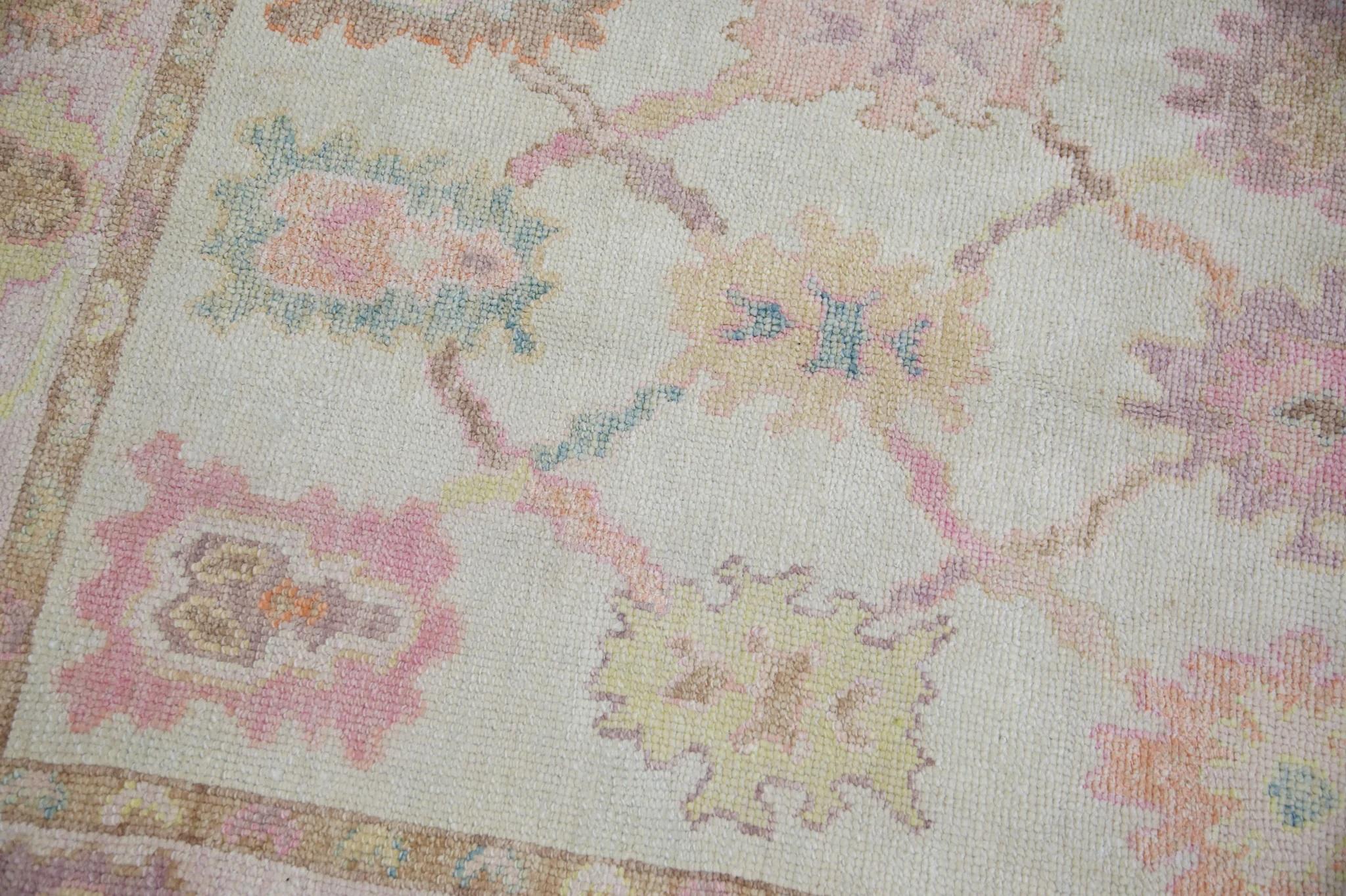 Handgewebter türkischer Oushak-Teppich aus Wolle mit Blumenmuster von Celadon, 4' x 5'10