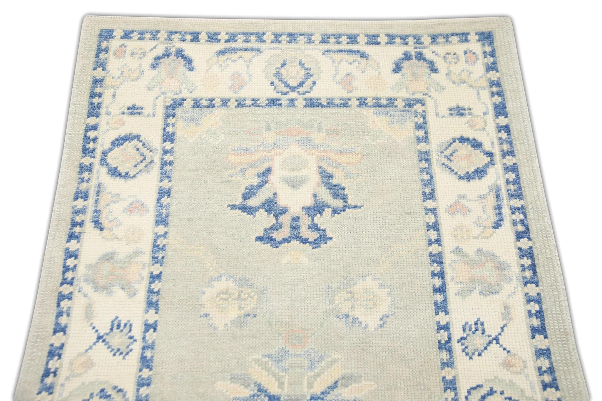 Turco Tappeto Oushak turco in lana intrecciata a mano di colore verde con motivo floreale blu 3' x 4'11