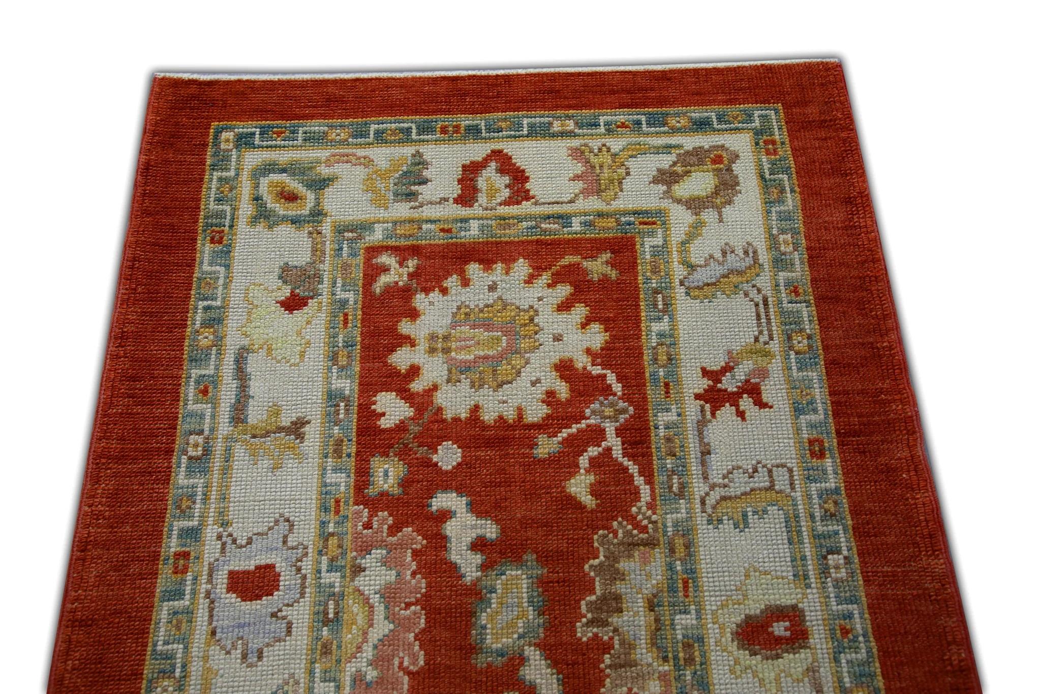 Floral Handwoven Wool Turkish Oushak Rug in Deep Red, Cream, and Green 3'1x4'10 In New Condition For Sale In Houston, TX