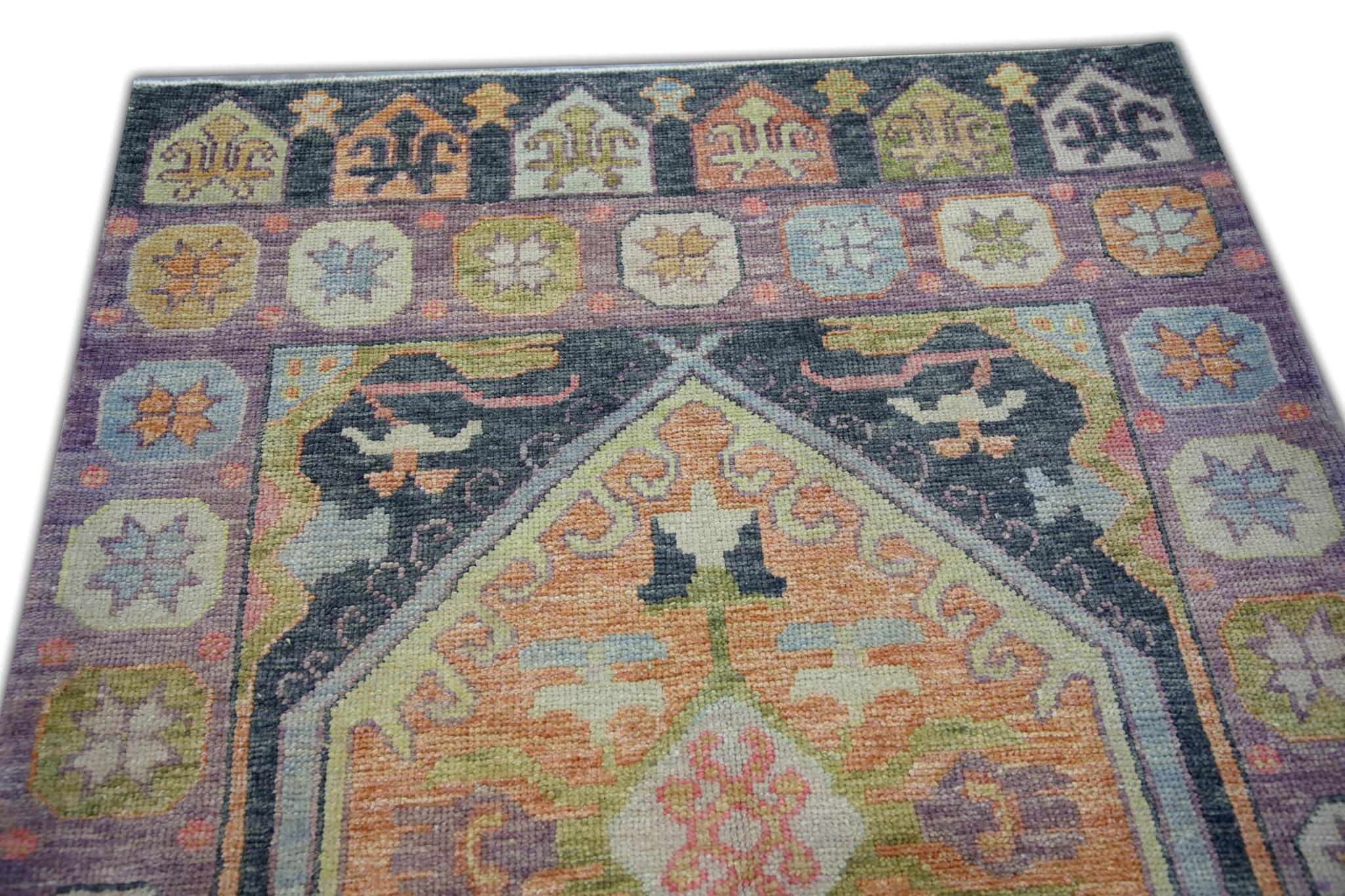 Alfombra Oushak Turca de Lana Tejida a Mano con Diseño Geométrico de Diamantes de Colores 4'1x6'4 Teñido con vegetales en venta