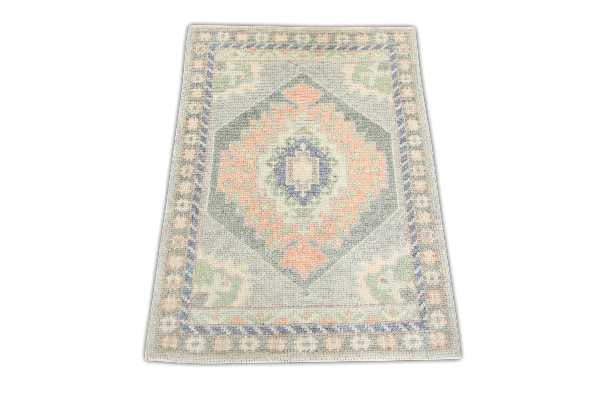 Green & Pink Geometric Medallion Design Handwoven Wool Turkish Oushak Rug 2'2x3' In New Condition In Houston, TX