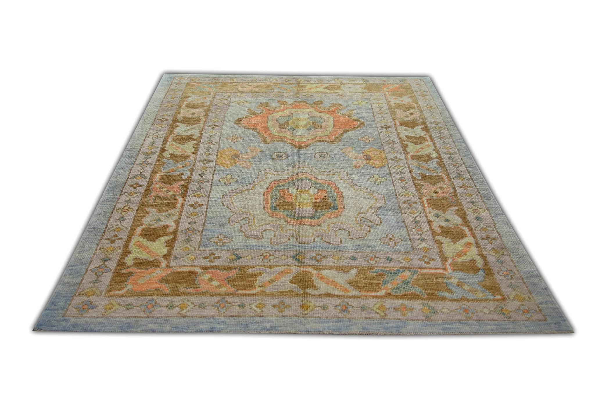 Türkischer Oushak-Teppich aus handgewebter Wolle in Himmelblau, Braun und Orange, 5' x 6'9
