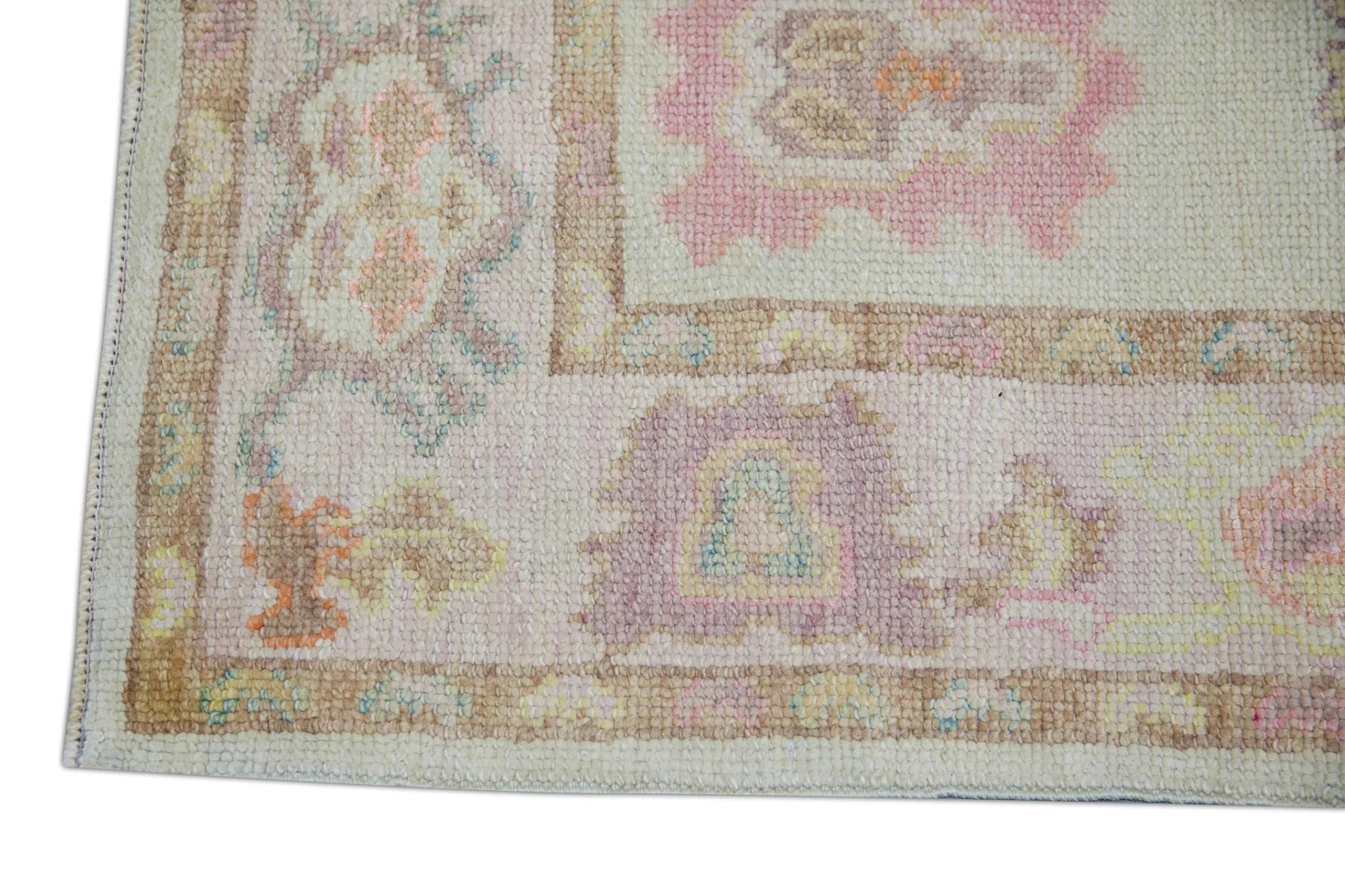 Handgewebter türkischer Oushak-Teppich aus Wolle mit Blumenmuster von Celadon, 4' x 5'10