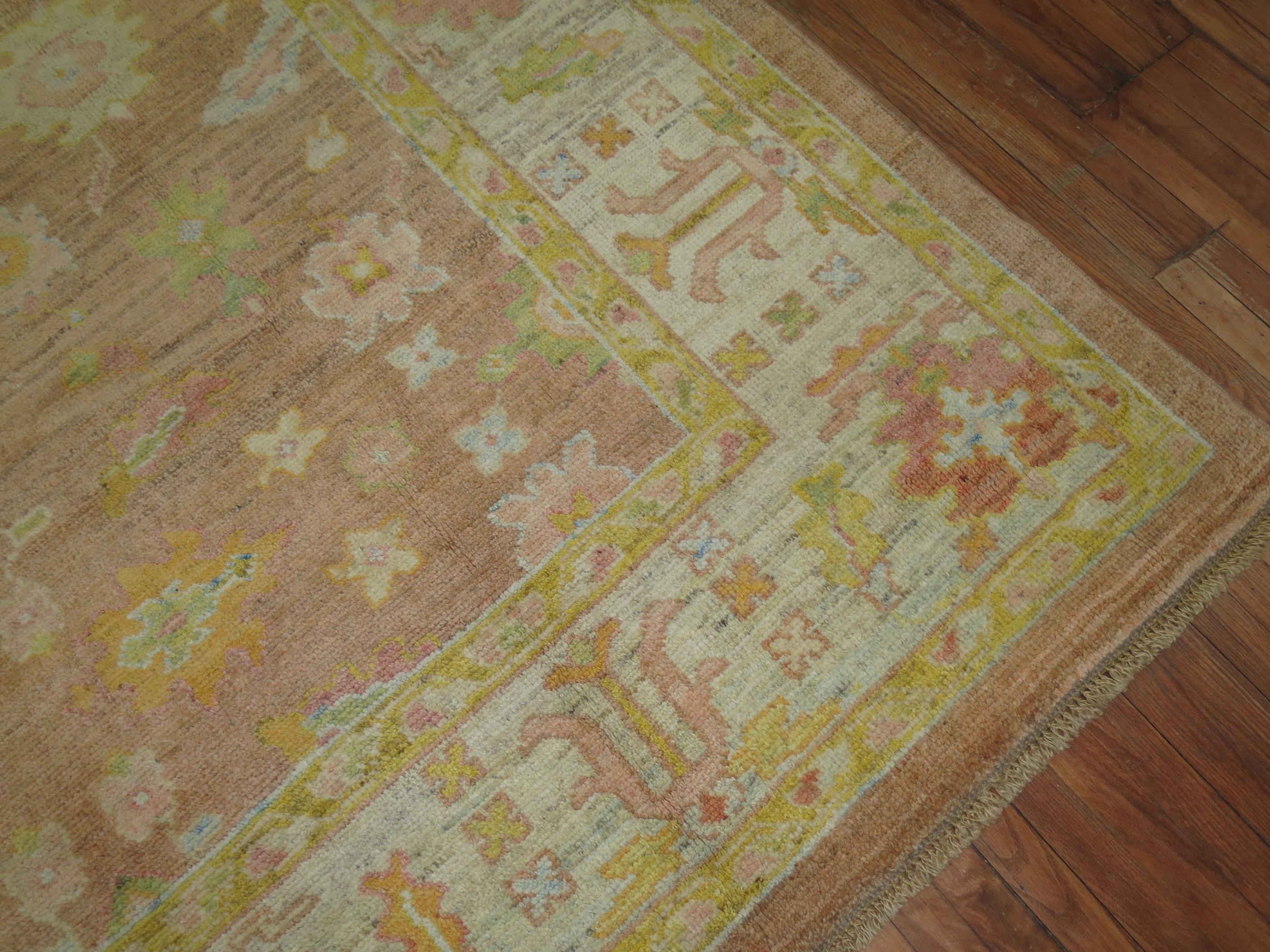 Turkish Oushak Rug In Excellent Condition For Sale In New York, NY