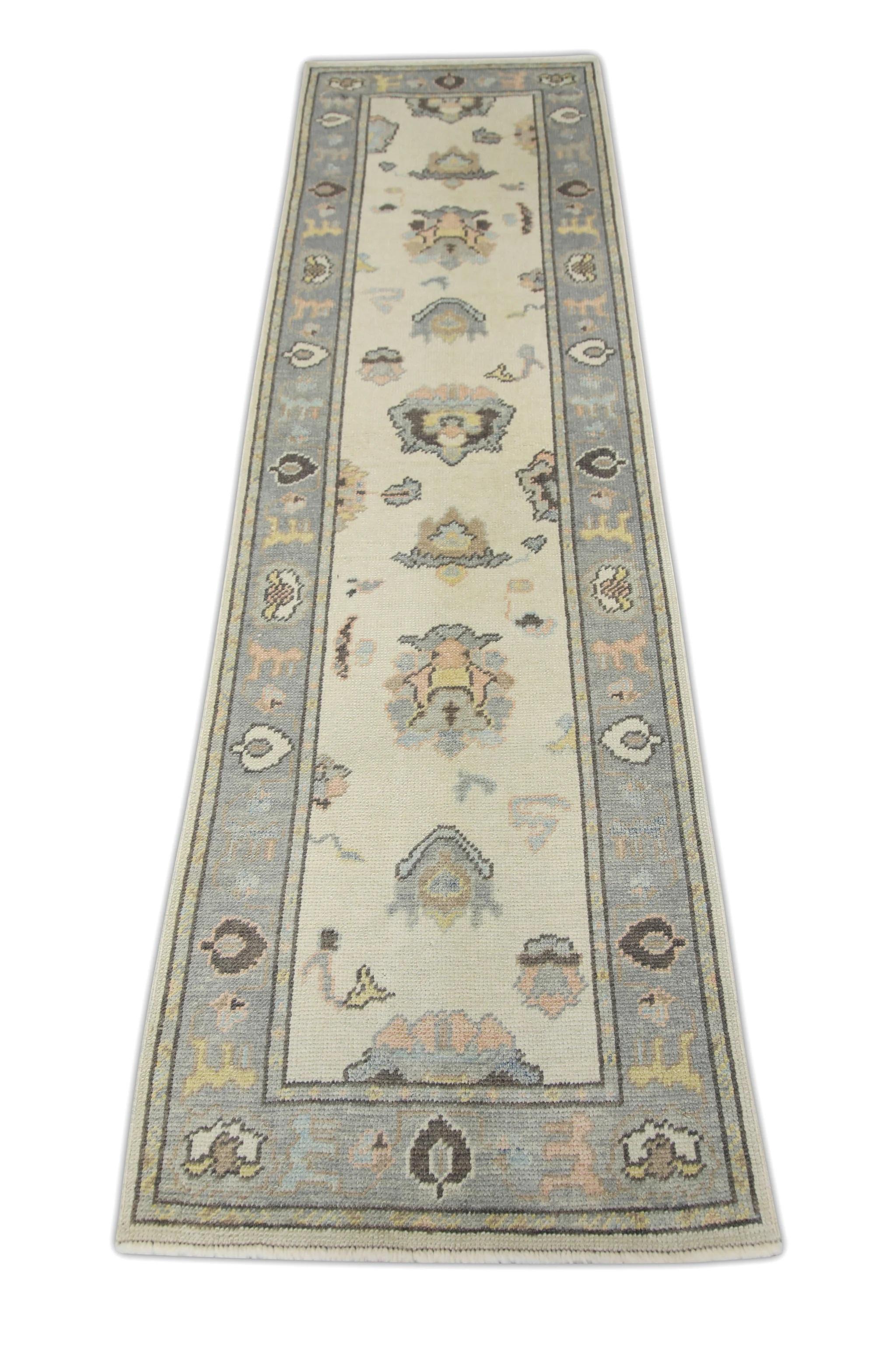 Contemporary Cream Handwoven Wool Turkish Oushak Rug in Multicolor Floral Design 2'6
