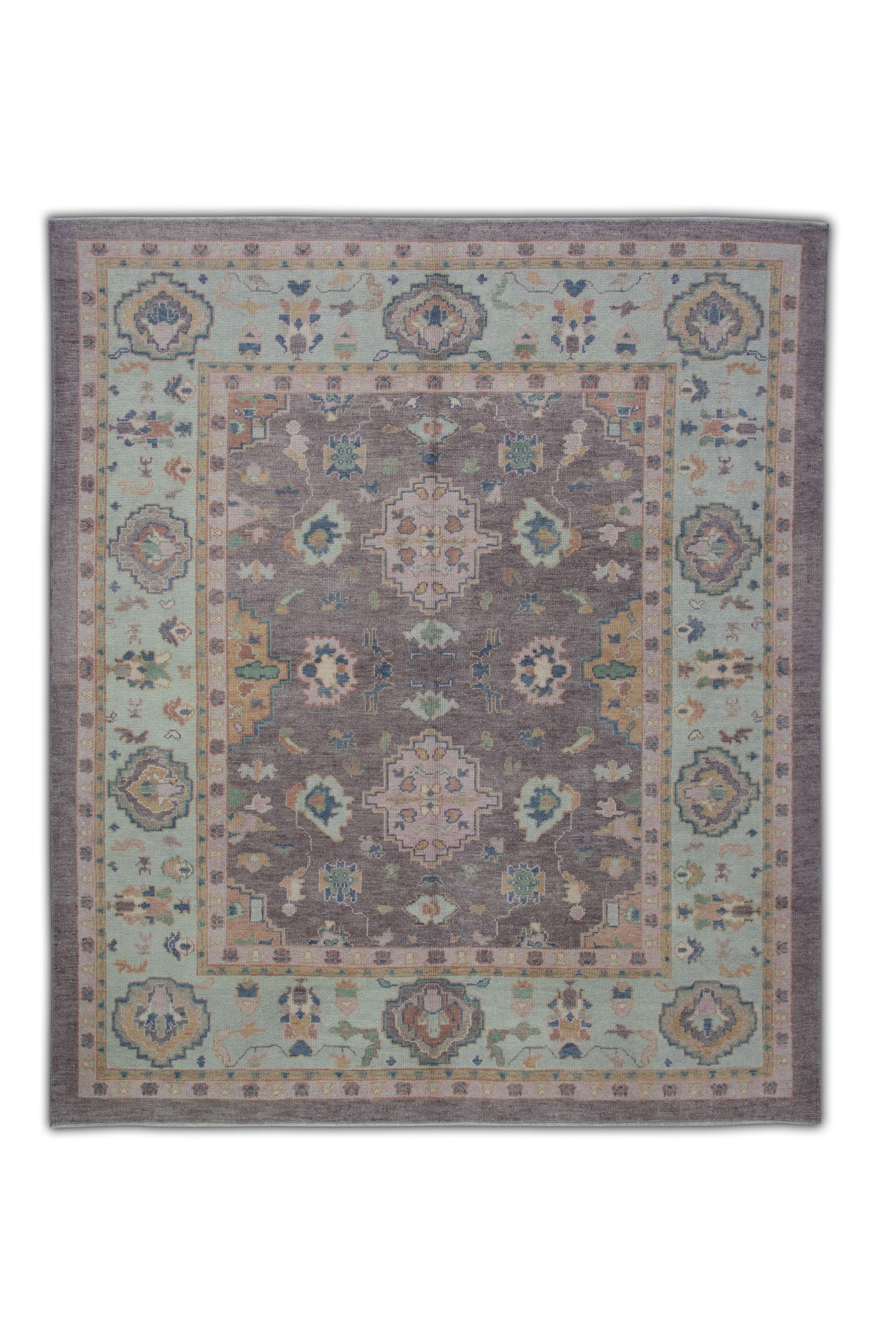 Alfombra Floral Tejida a Mano en Lana Turca Oushak en Morado, Rosa y Azul Bebé 8'8